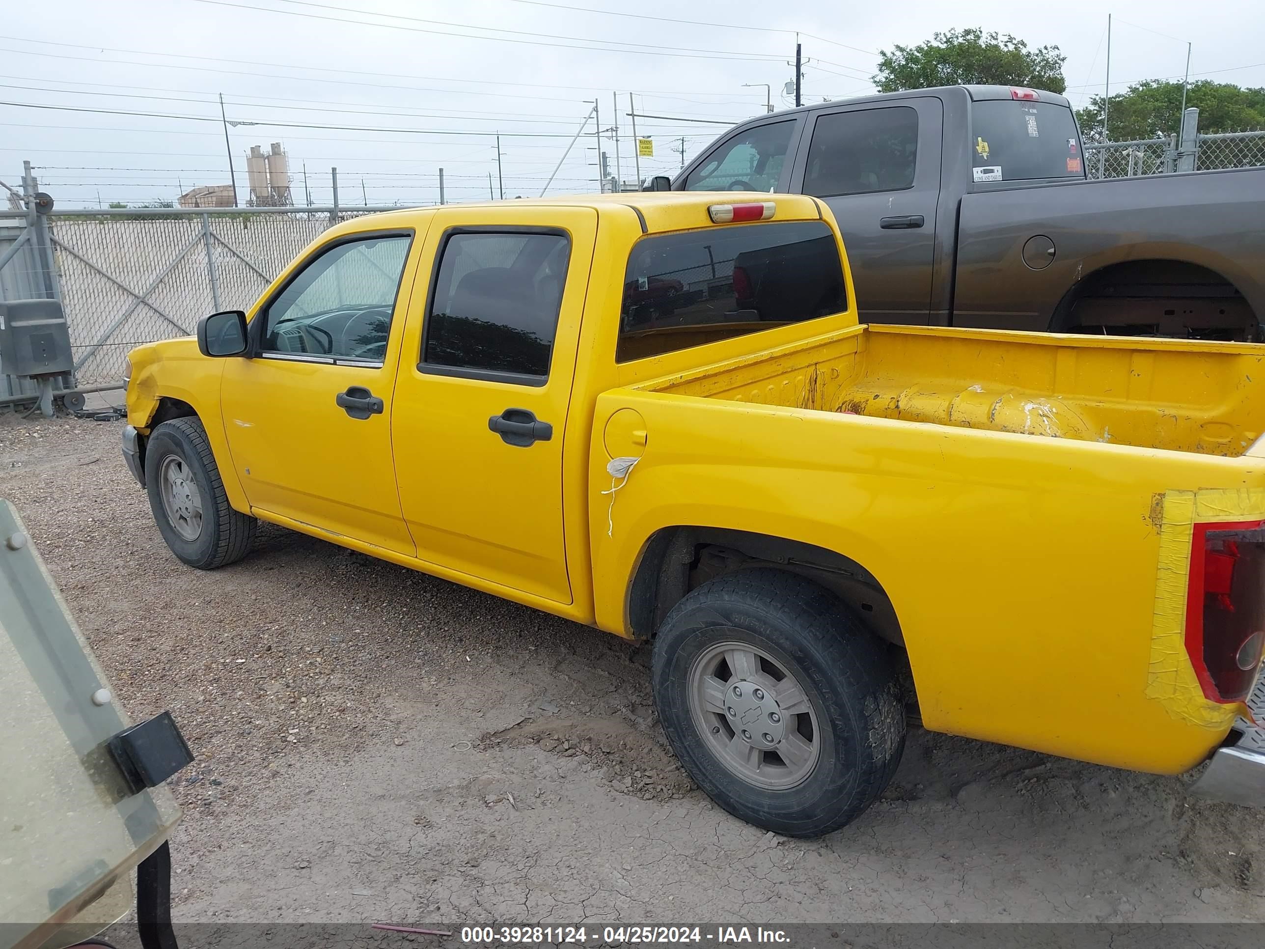 Photo 2 VIN: 1GCCS138068249469 - CHEVROLET COLORADO 