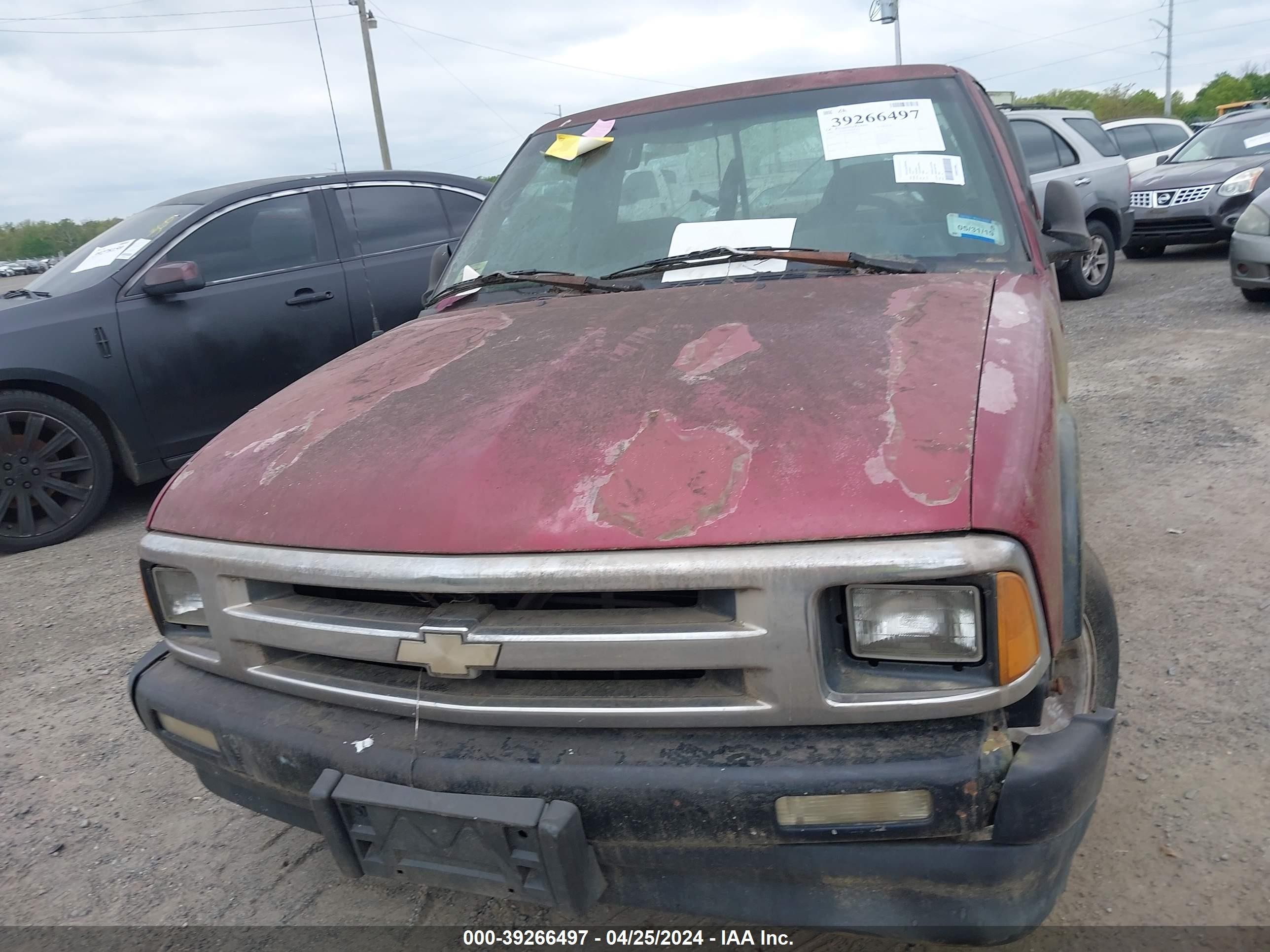 Photo 9 VIN: 1GCCS1440S8178053 - CHEVROLET S-10 PICKUP 