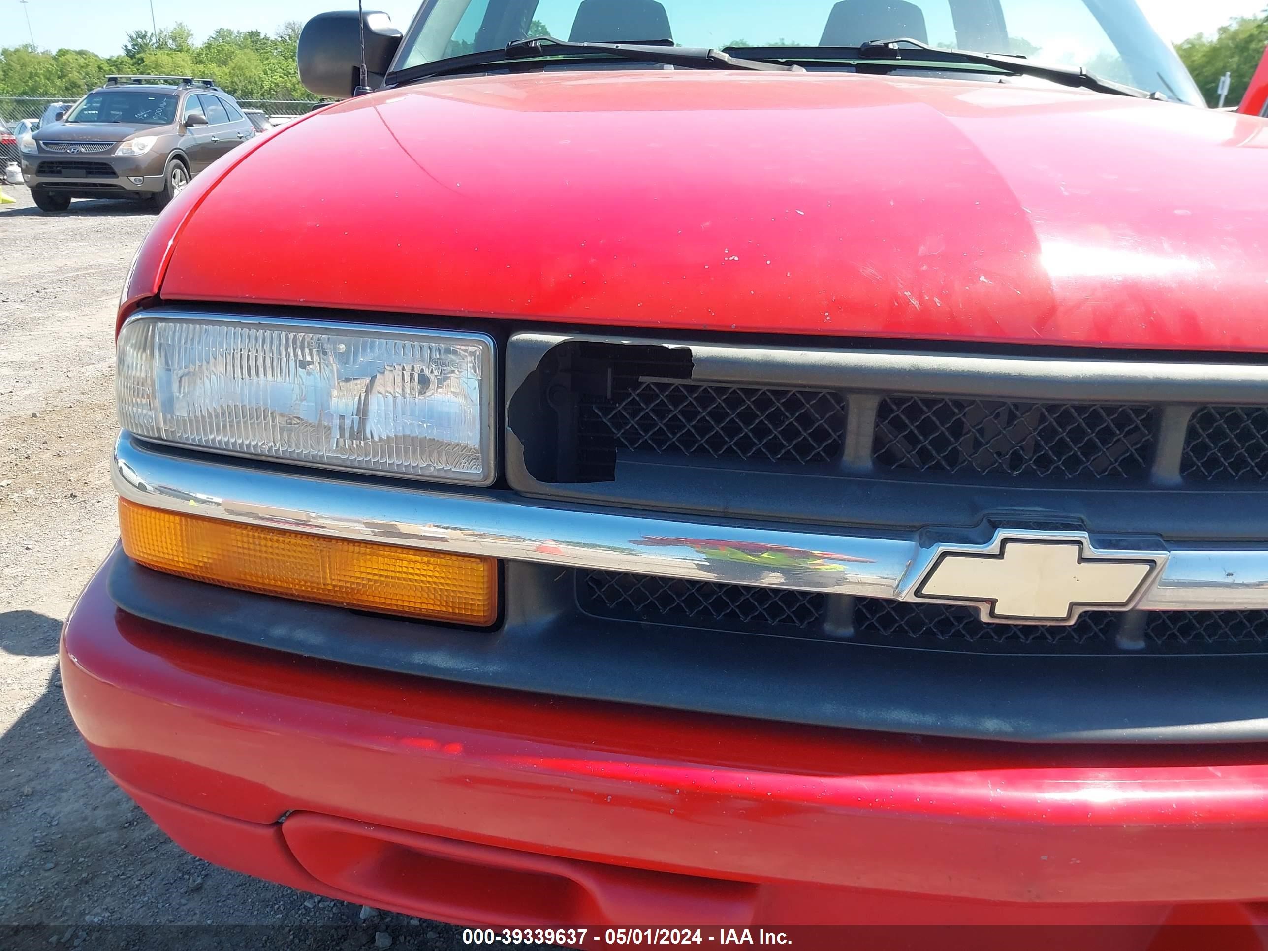 Photo 5 VIN: 1GCCS1440YK105566 - CHEVROLET S-10 PICKUP 