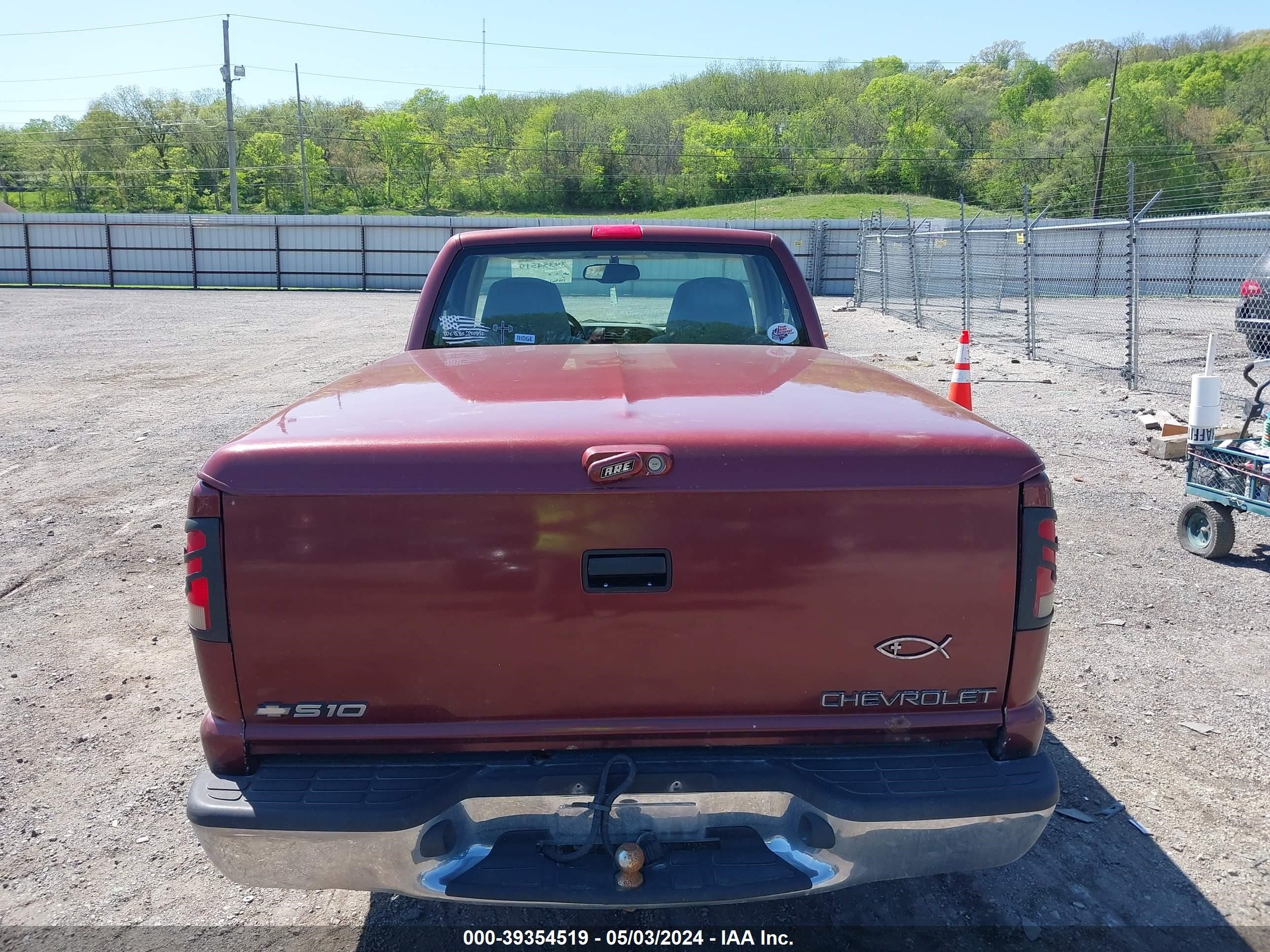 Photo 7 VIN: 1GCCS1441WK232520 - CHEVROLET S-10 PICKUP 