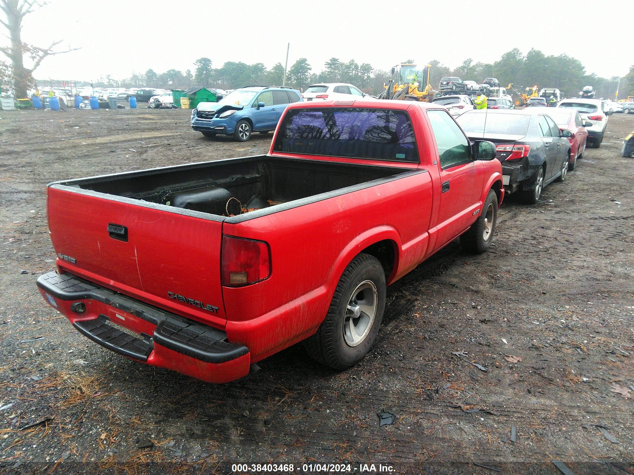 Photo 3 VIN: 1GCCS1445XK187759 - CHEVROLET S-10 PICKUP 