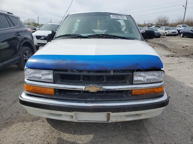 Photo 4 VIN: 1GCCS1445Y8150175 - CHEVROLET S10 