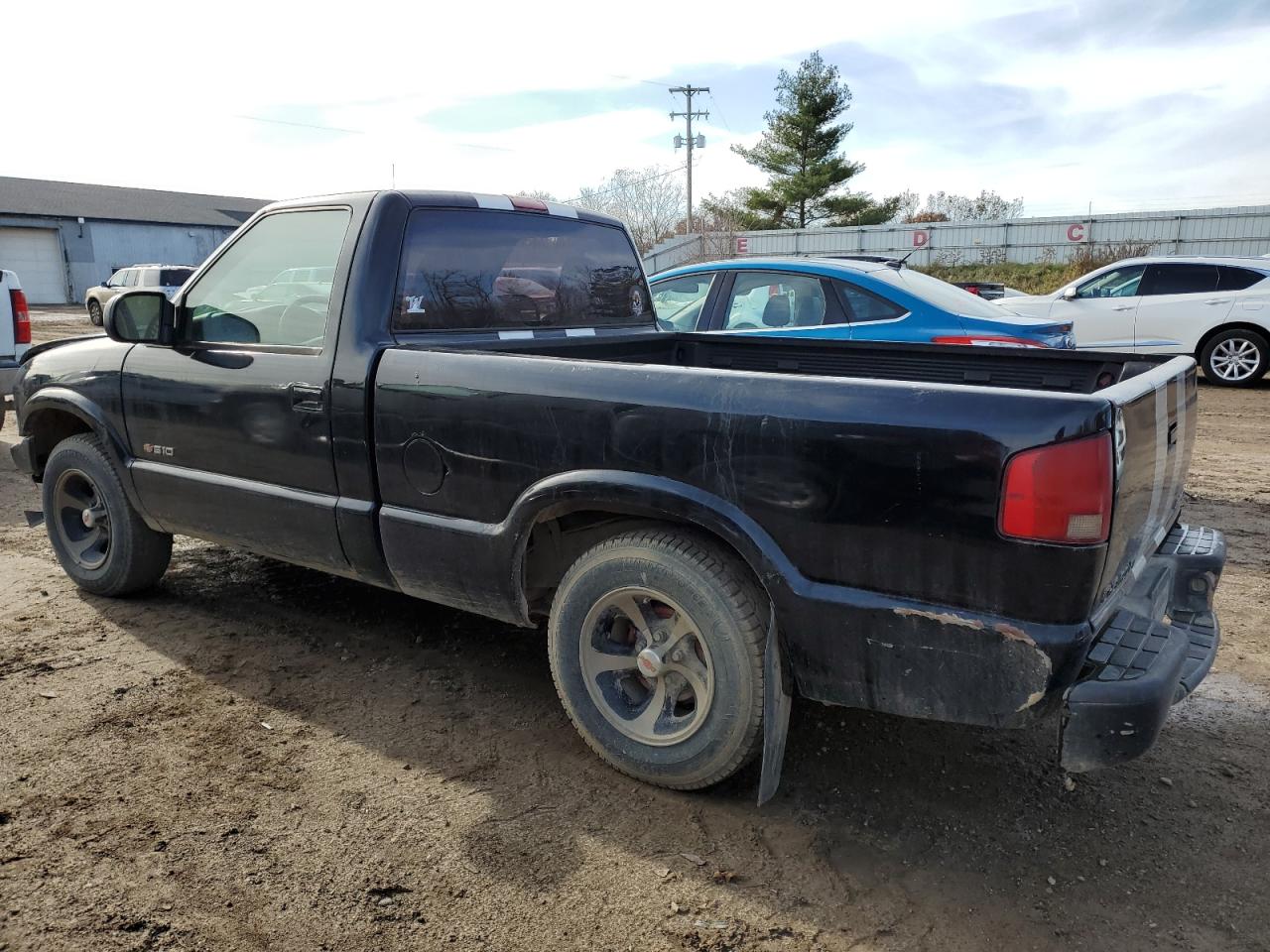 Photo 1 VIN: 1GCCS1447X8167669 - CHEVROLET S-10 PICKUP 