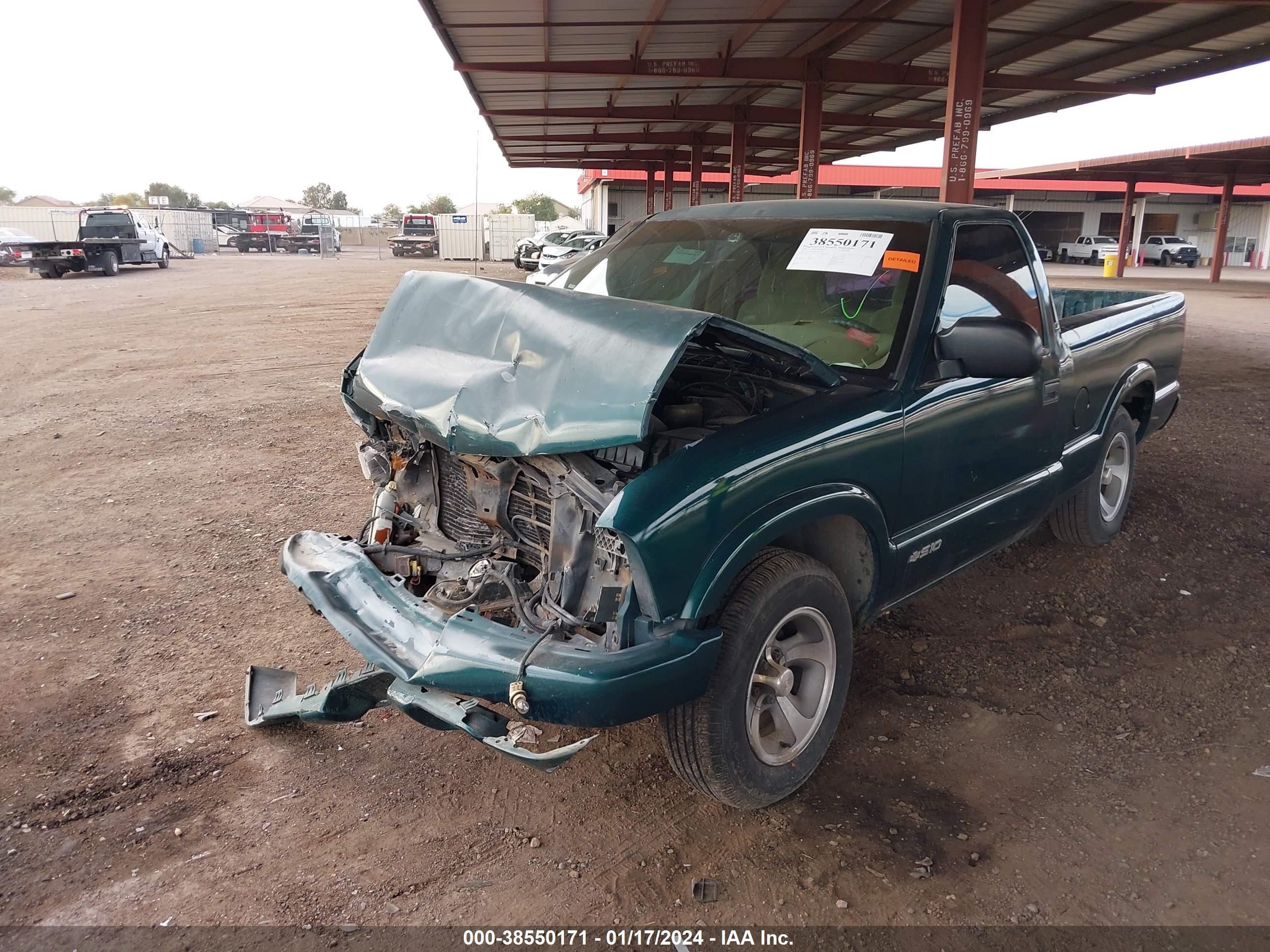 Photo 1 VIN: 1GCCS1448WK235382 - CHEVROLET S-10 PICKUP 