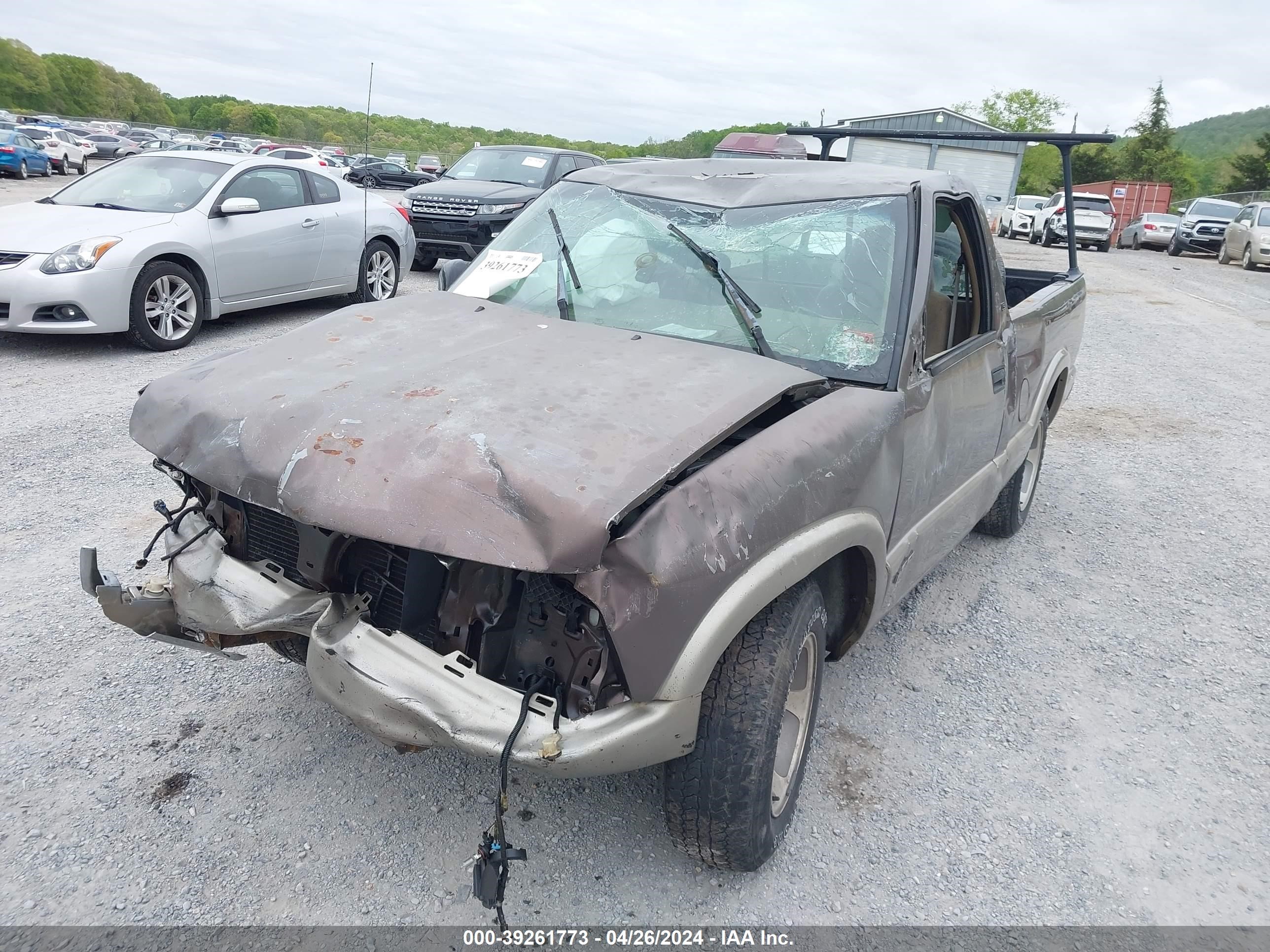 Photo 5 VIN: 1GCCS1449W8164948 - CHEVROLET S-10 PICKUP 