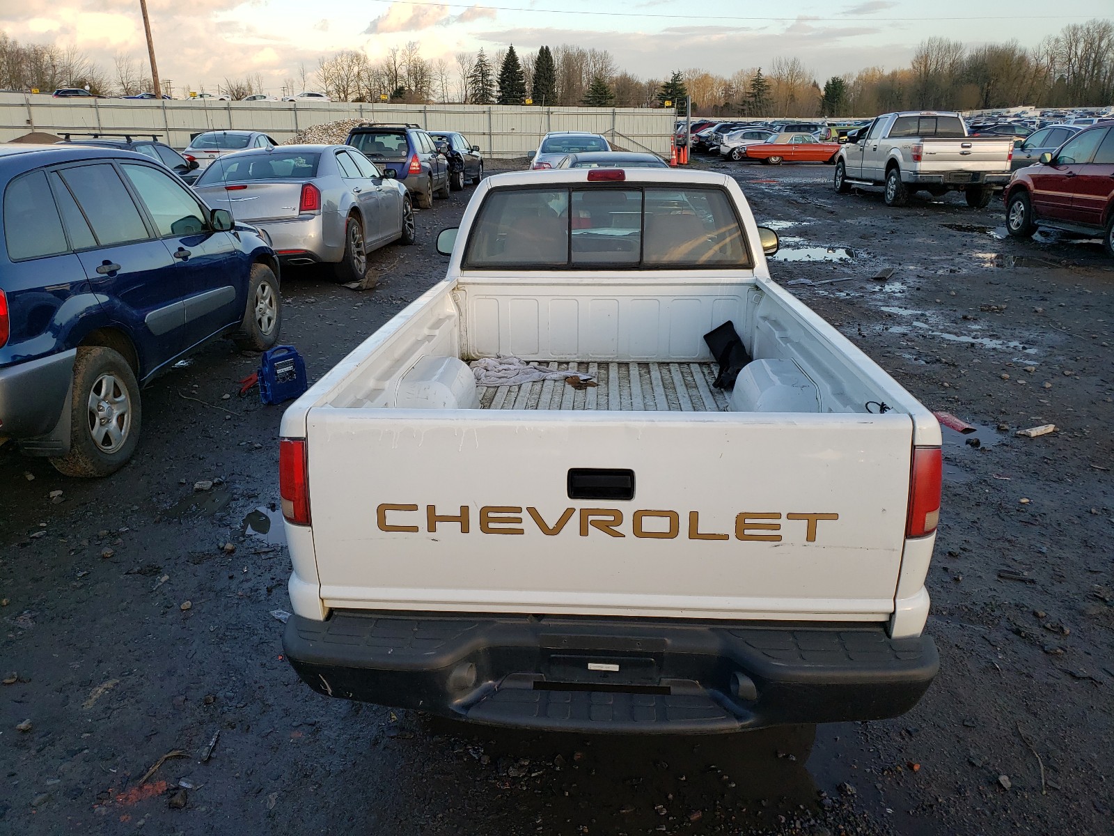 Photo 5 VIN: 1GCCS1449W8186853 - CHEVROLET S TRUCK S1 