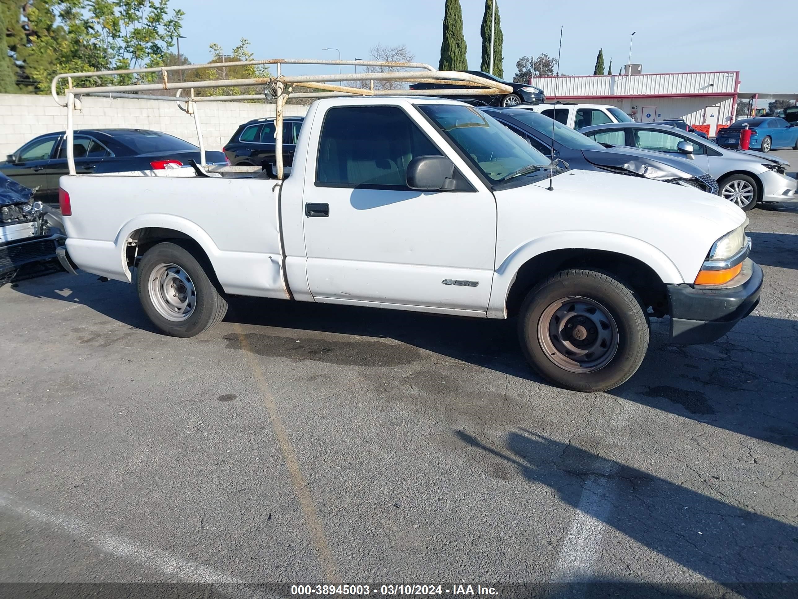 Photo 12 VIN: 1GCCS145828128669 - CHEVROLET S-10 PICKUP 