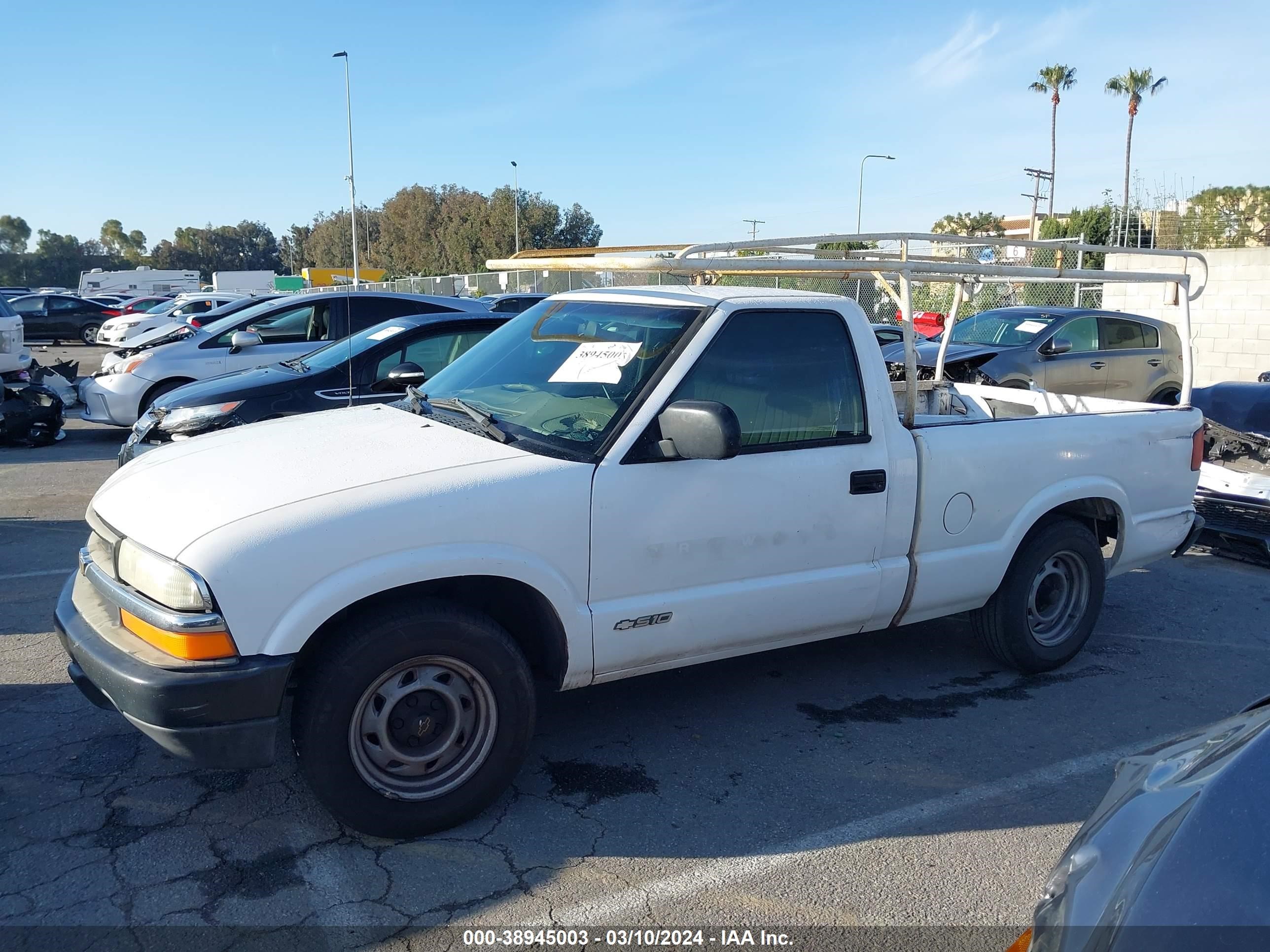 Photo 13 VIN: 1GCCS145828128669 - CHEVROLET S-10 PICKUP 