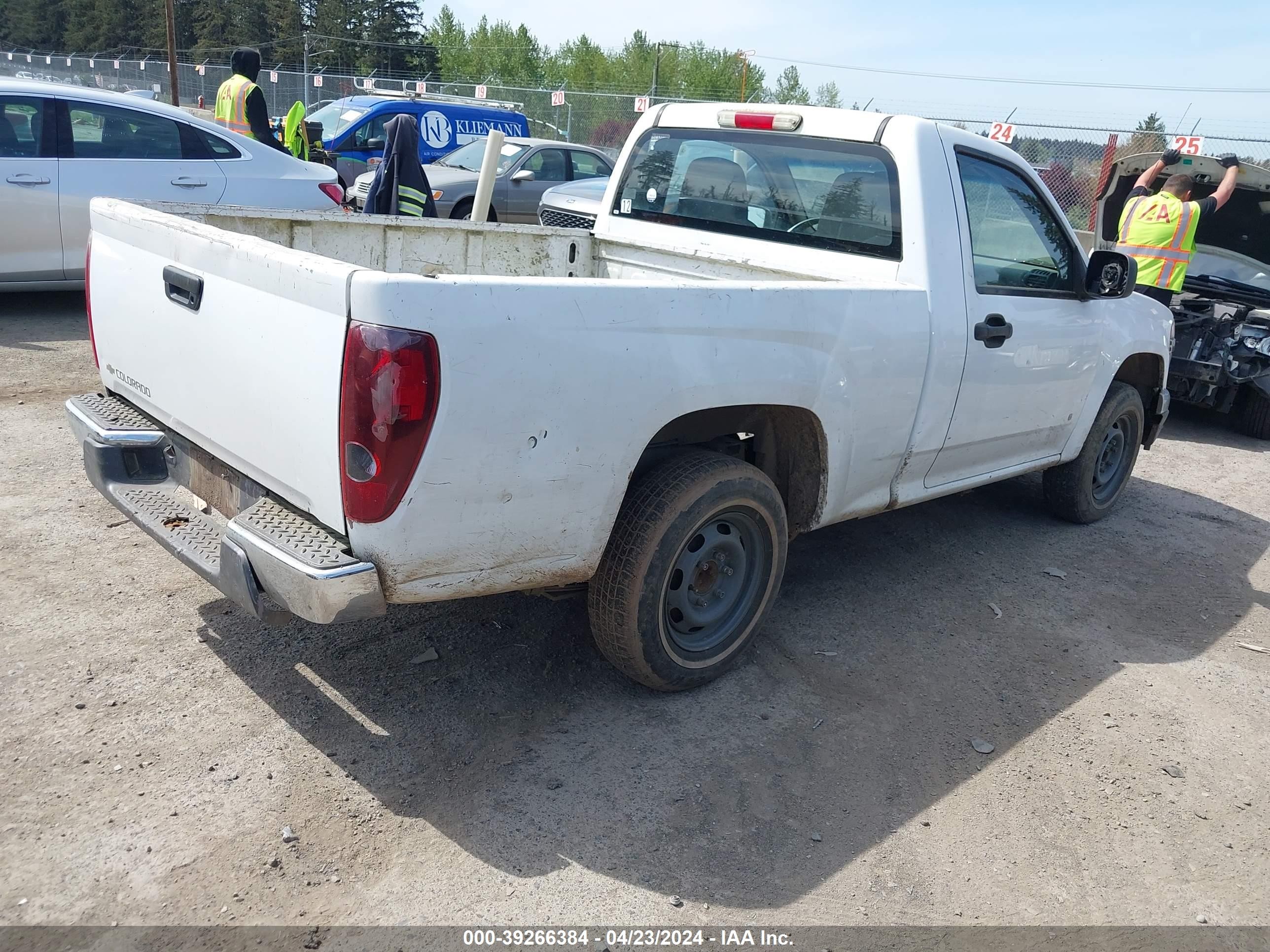 Photo 3 VIN: 1GCCS148068203090 - CHEVROLET COLORADO 