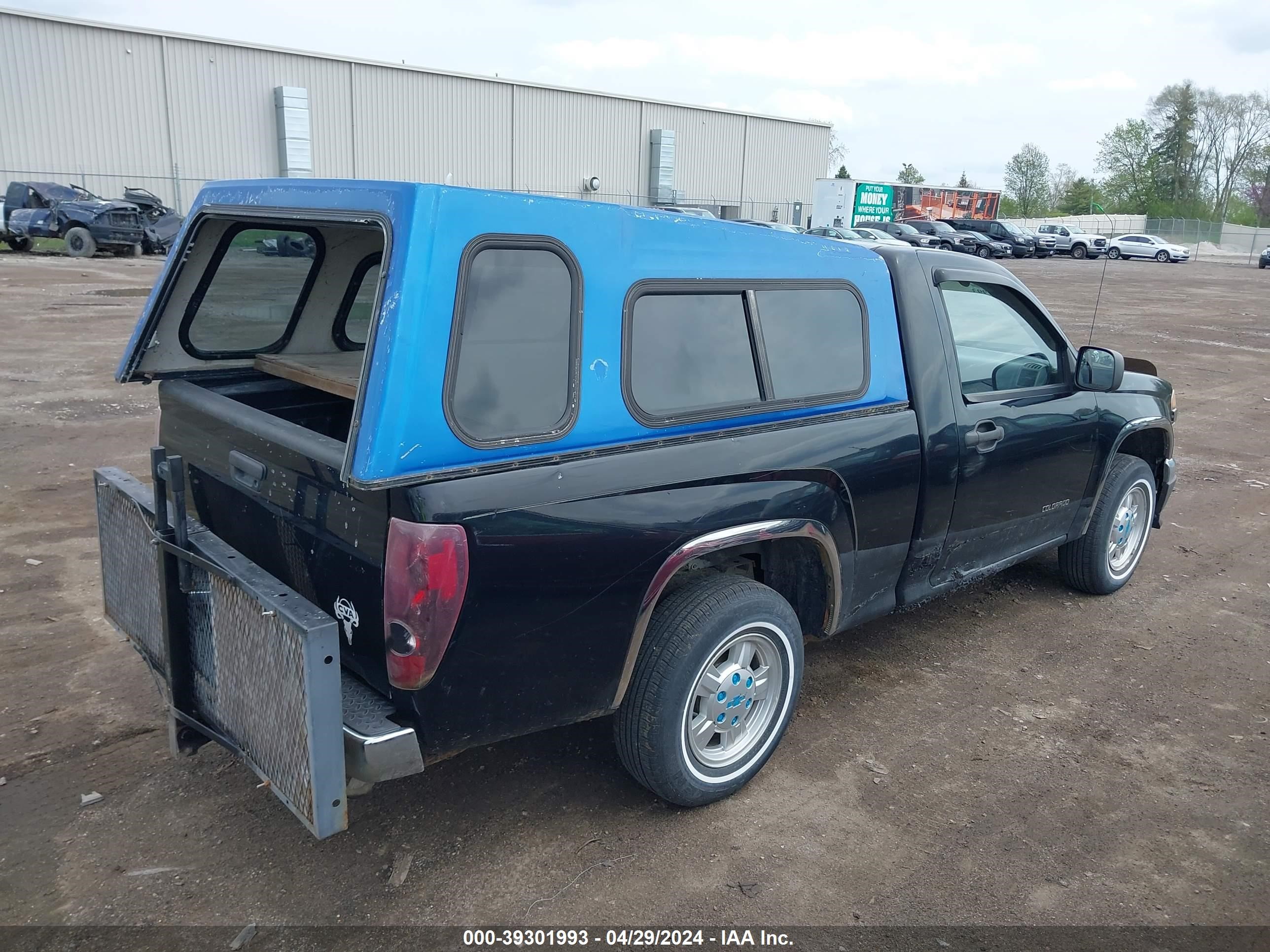 Photo 3 VIN: 1GCCS148158160975 - CHEVROLET COLORADO 