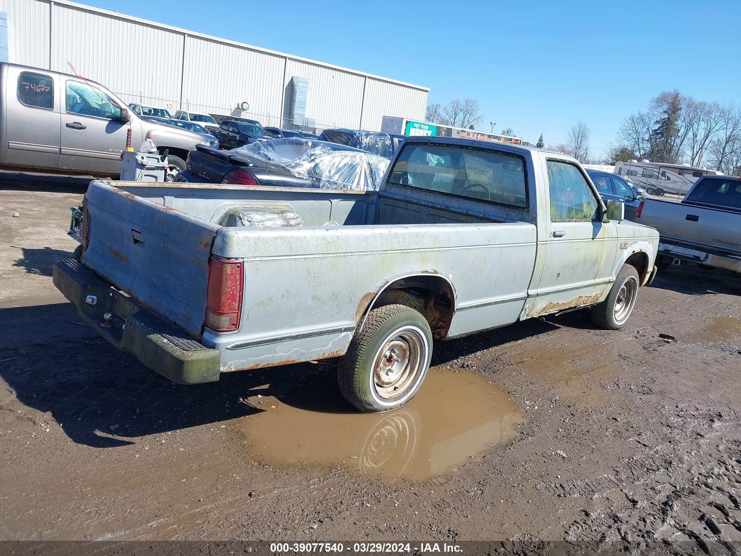 Photo 3 VIN: 1GCCS14B7F2195262 - CHEVROLET S-10 PICKUP 