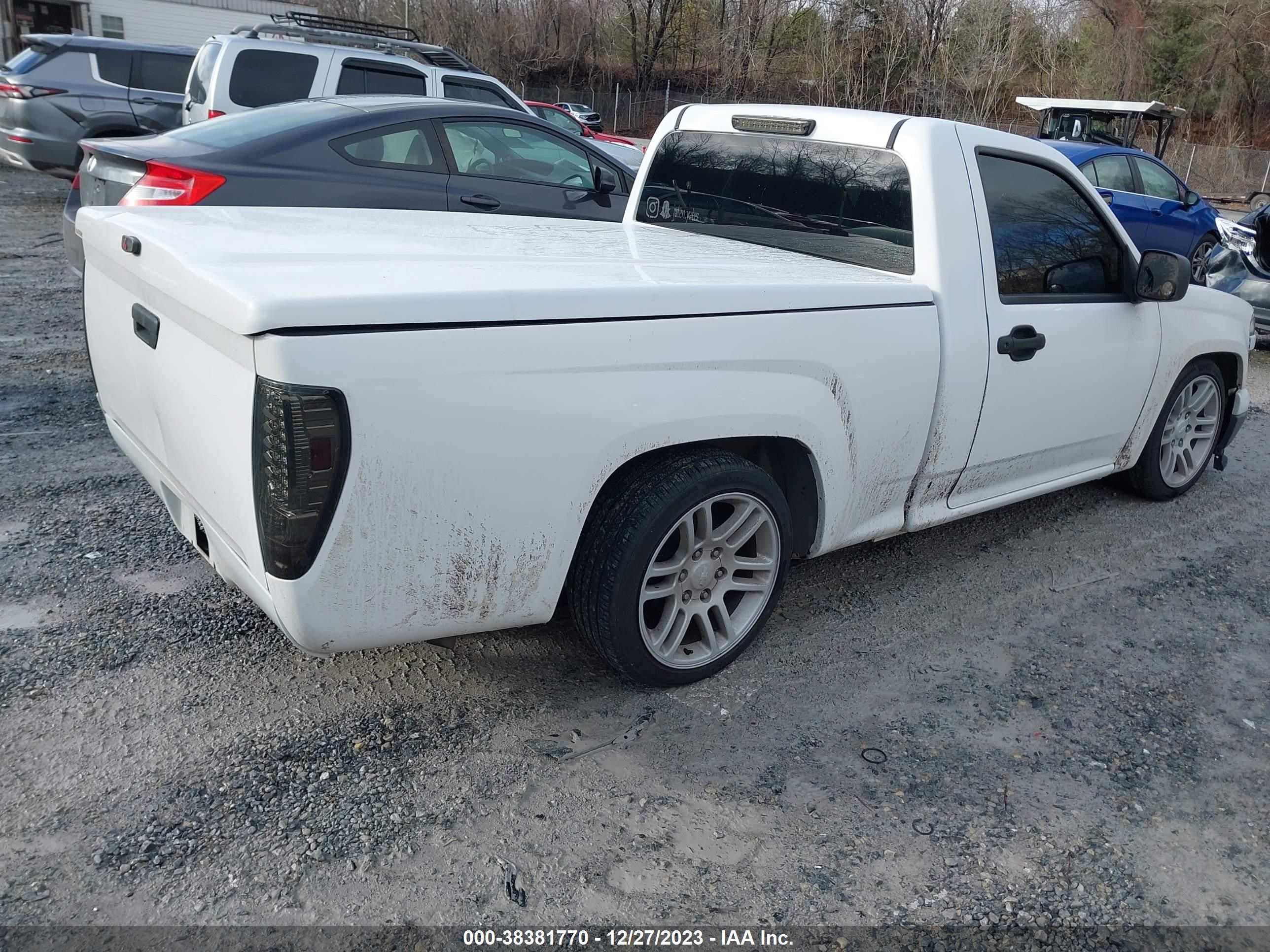 Photo 3 VIN: 1GCCS14E788196907 - CHEVROLET COLORADO 