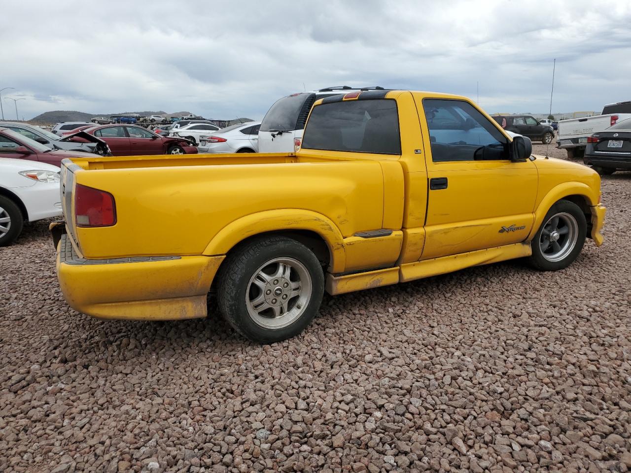 Photo 2 VIN: 1GCCS14H438145982 - CHEVROLET S-10 PICKUP 