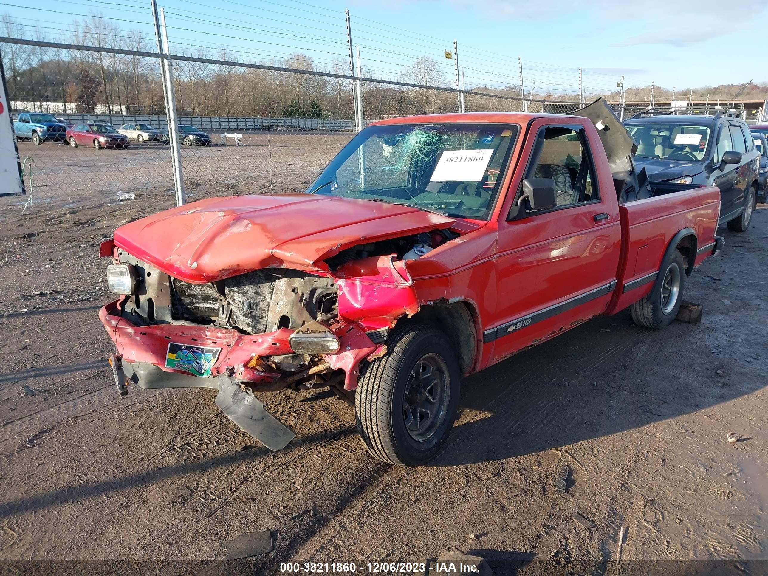 Photo 1 VIN: 1GCCS14R5P0185596 - CHEVROLET S-10 PICKUP 