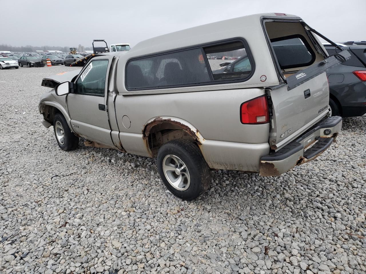 Photo 1 VIN: 1GCCS14W21K153786 - CHEVROLET S-10 PICKUP 