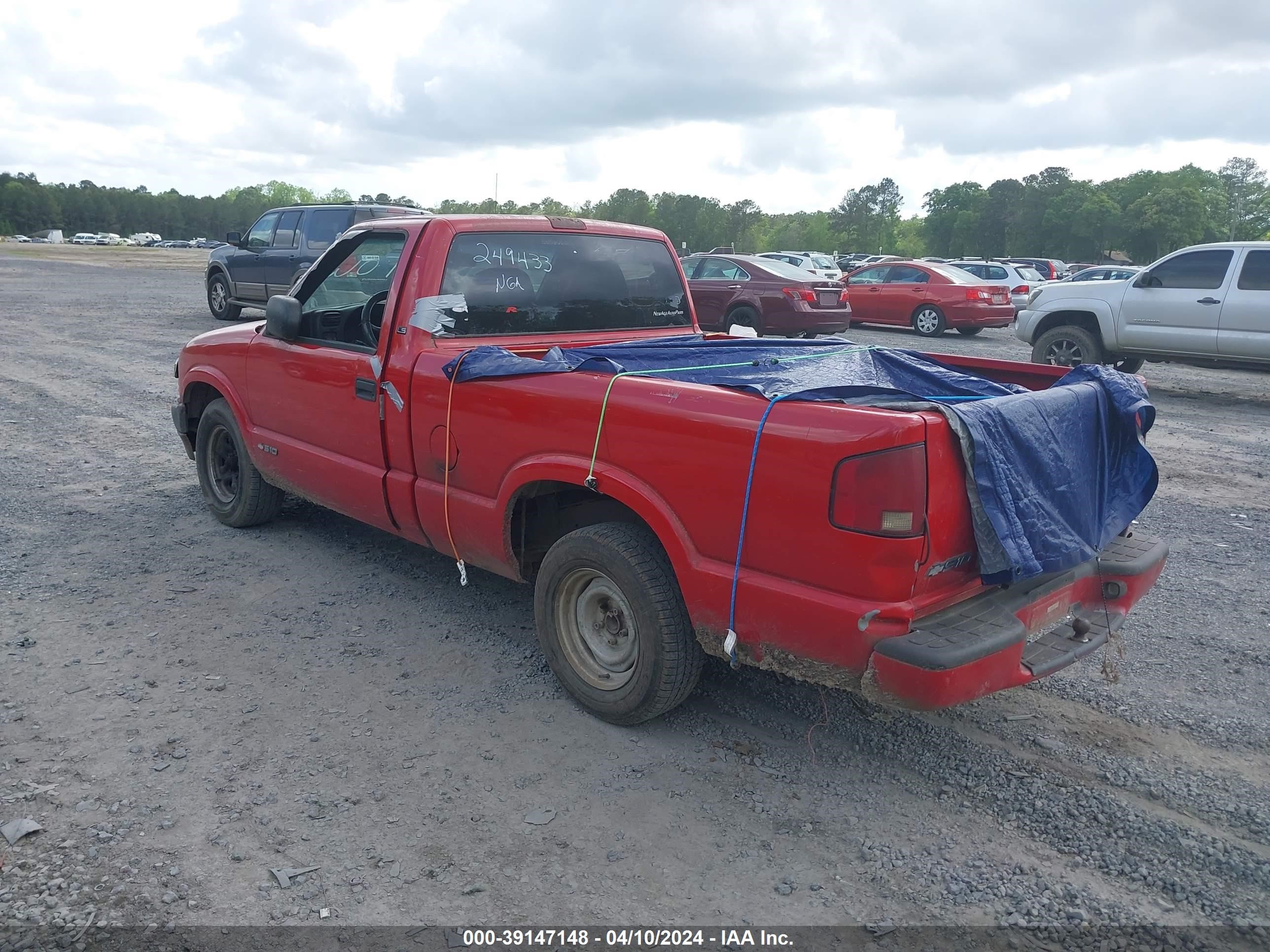 Photo 2 VIN: 1GCCS14W418249433 - CHEVROLET S-10 PICKUP 