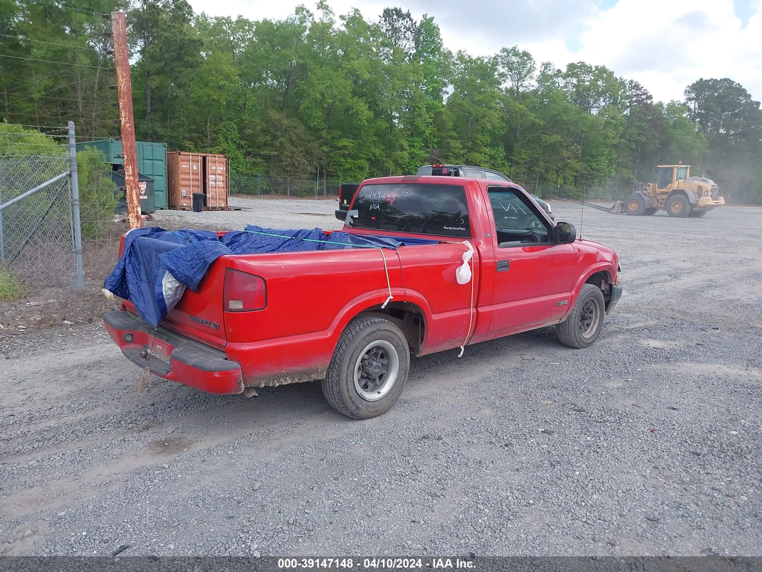 Photo 3 VIN: 1GCCS14W418249433 - CHEVROLET S-10 PICKUP 