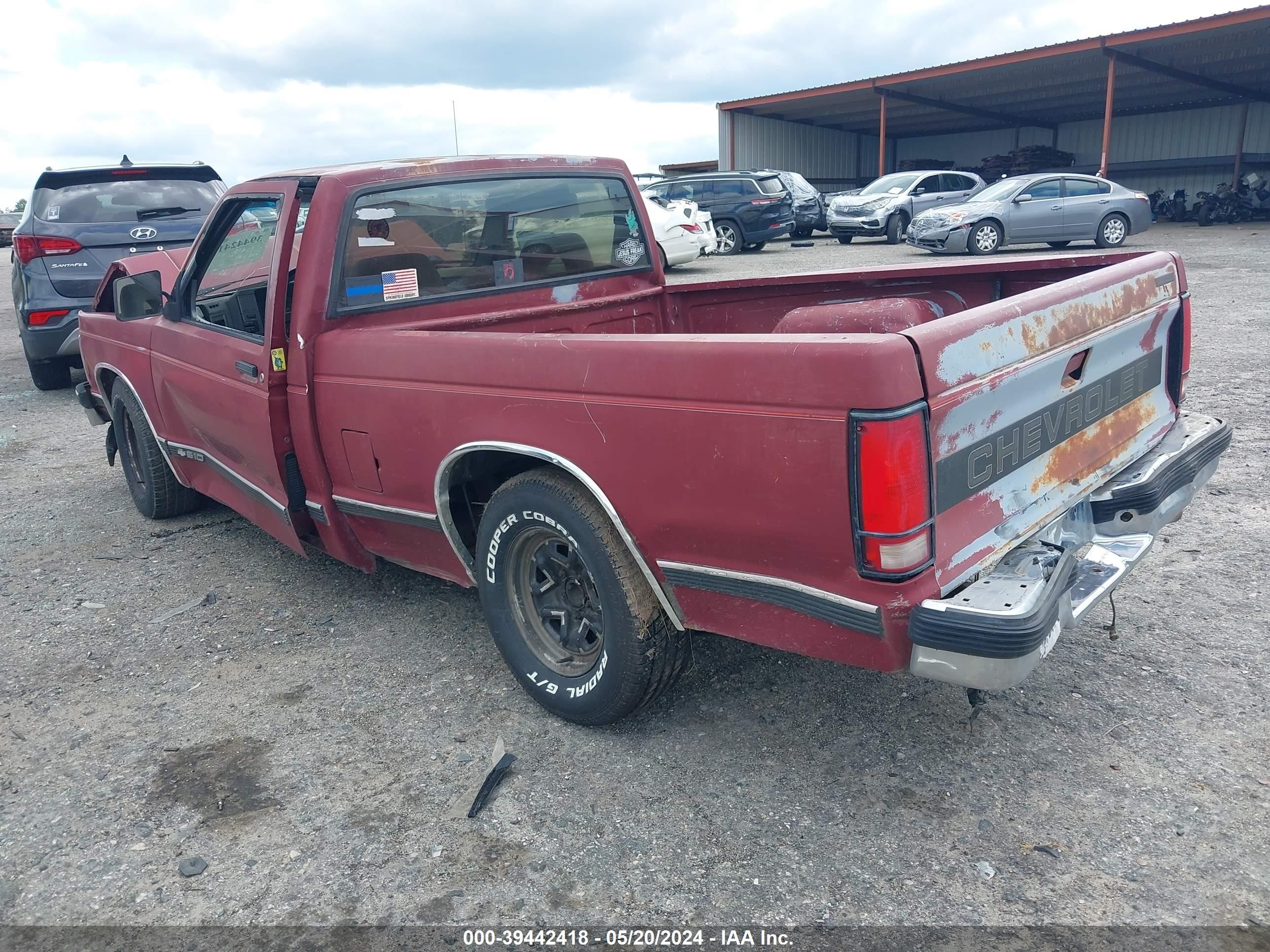 Photo 2 VIN: 1GCCS14Z6P8166248 - CHEVROLET S-10 PICKUP 