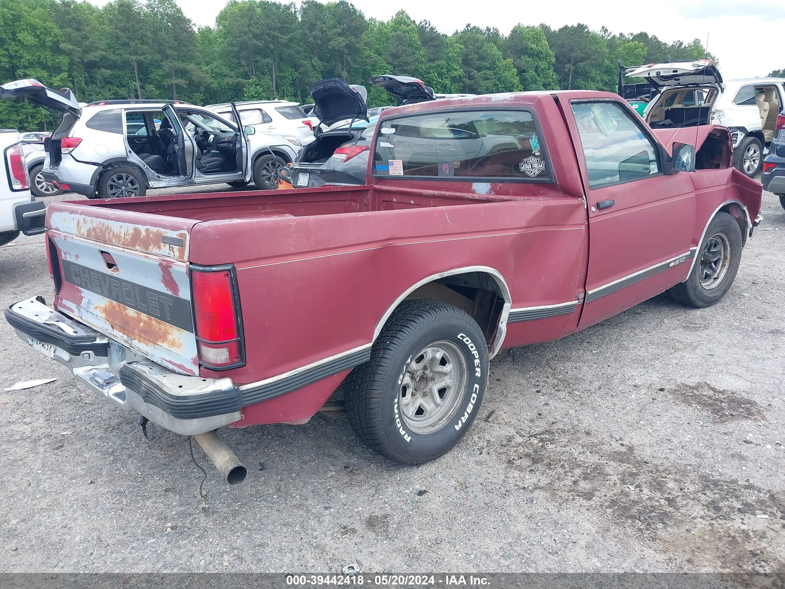 Photo 3 VIN: 1GCCS14Z6P8166248 - CHEVROLET S-10 PICKUP 