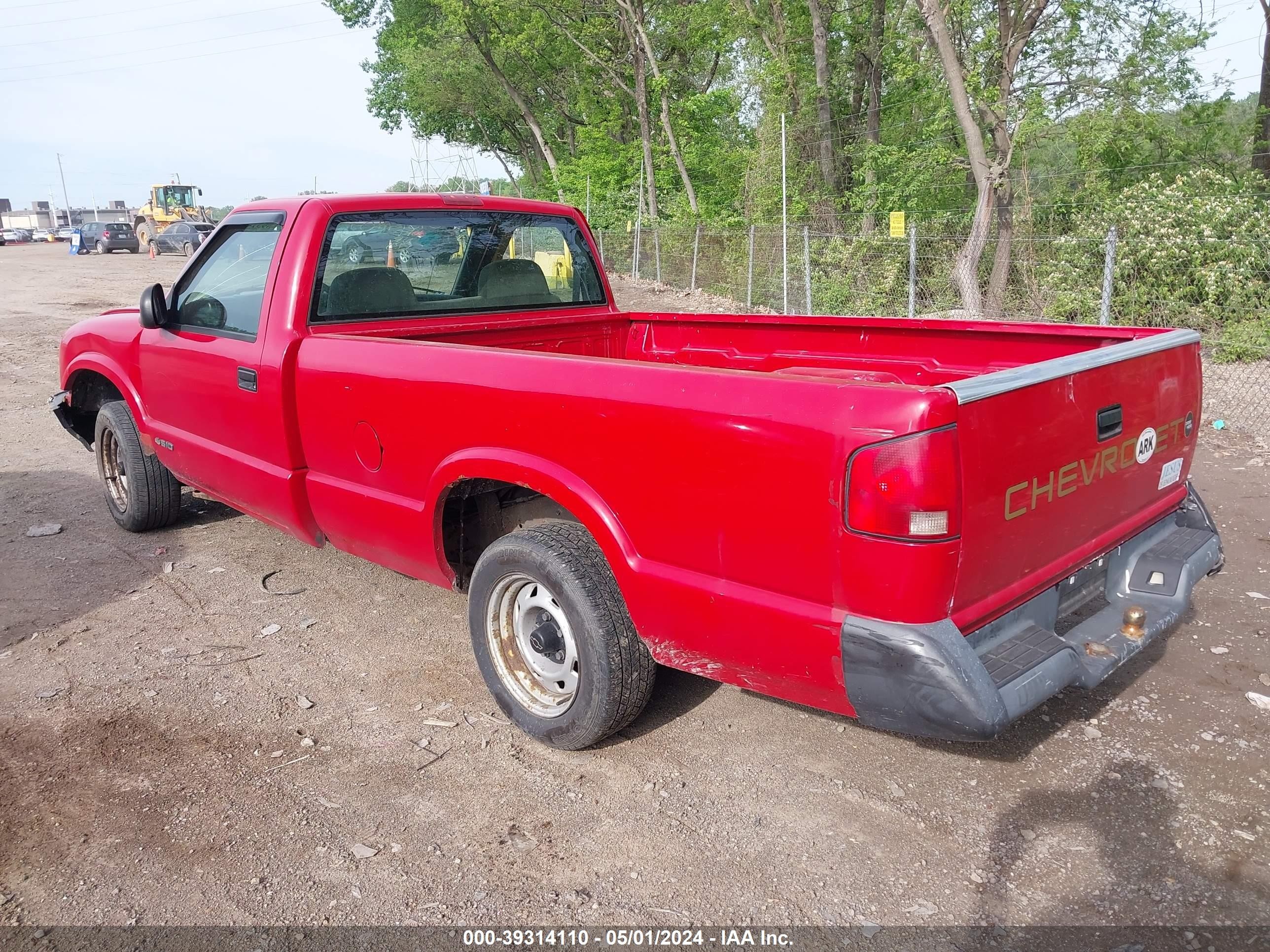 Photo 2 VIN: 1GCCS14Z7R8178640 - CHEVROLET S-10 PICKUP 