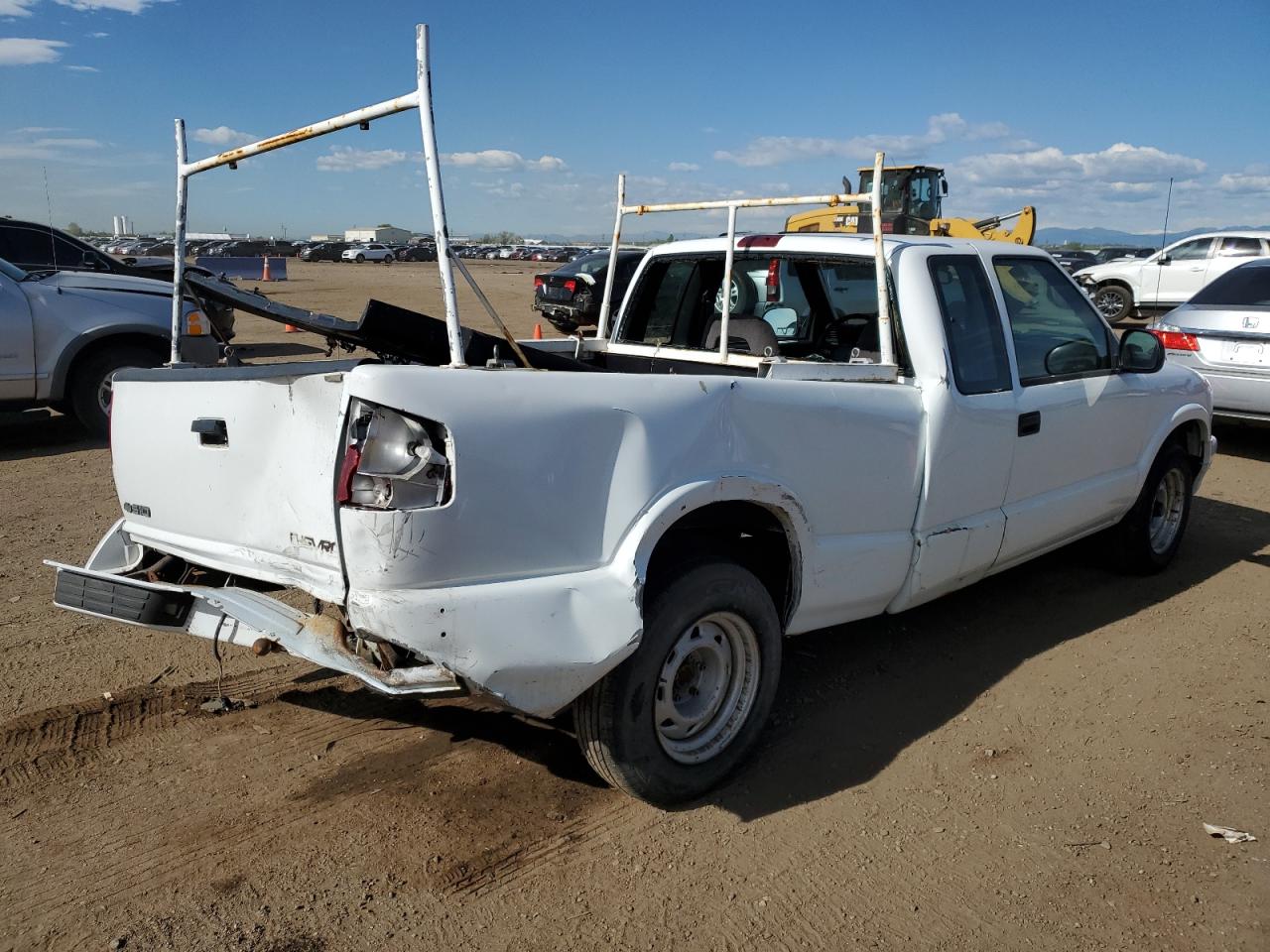 Photo 2 VIN: 1GCCS1948VK161663 - CHEVROLET S-10 PICKUP 