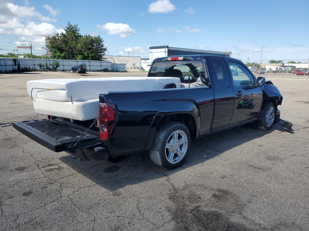 Photo 2 VIN: 1GCCS196748145094 - CHEVROLET COLORADO 