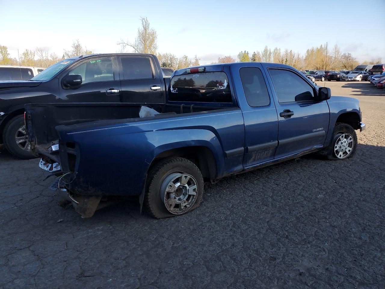 Photo 2 VIN: 1GCCS198258283869 - CHEVROLET COLORADO 