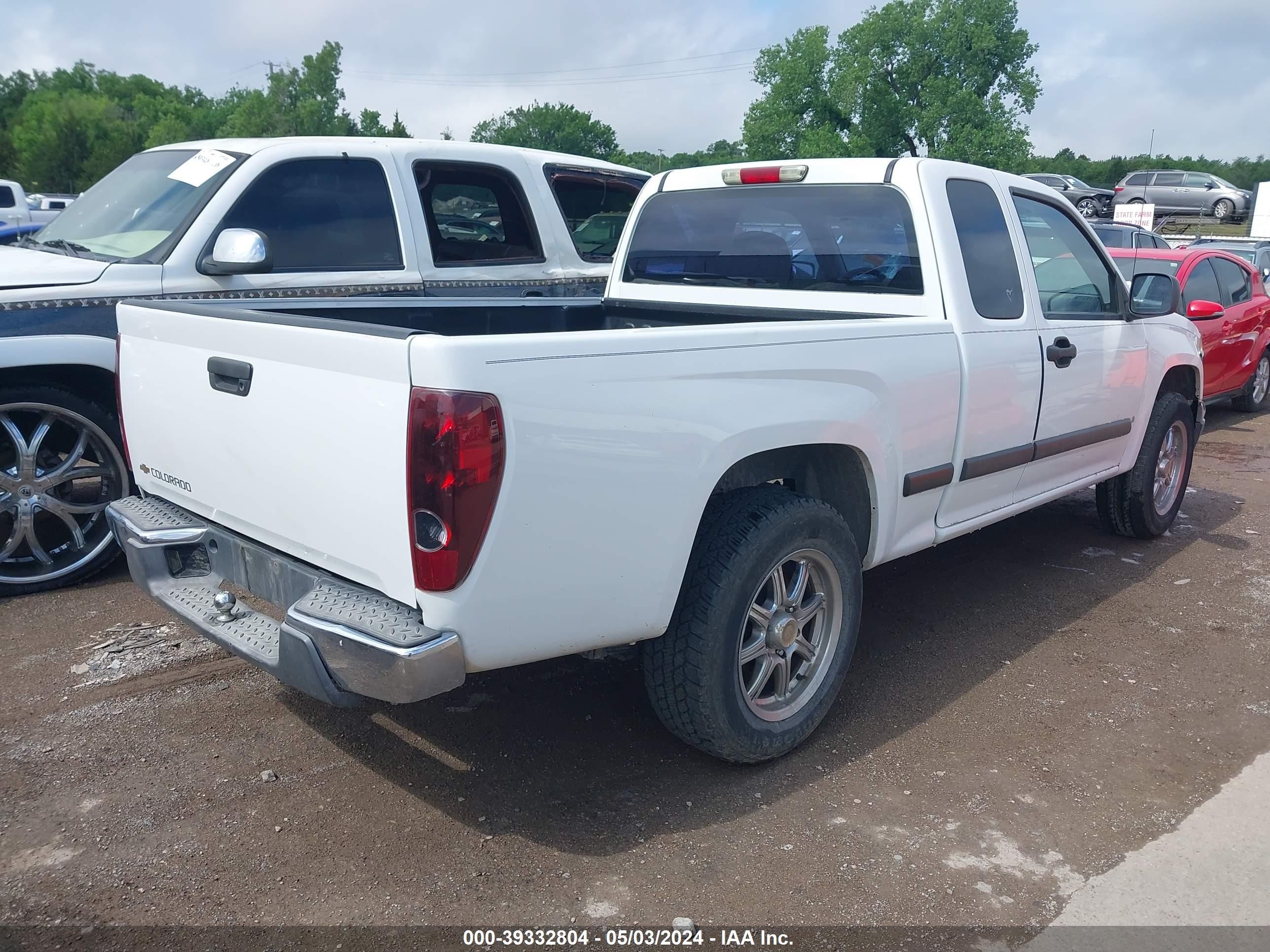 Photo 3 VIN: 1GCCS198548135830 - CHEVROLET COLORADO 