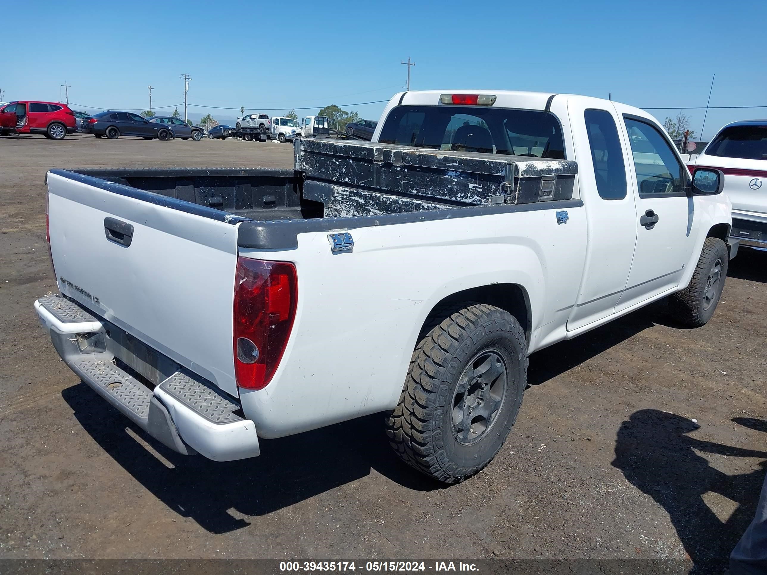 Photo 3 VIN: 1GCCS199088152744 - CHEVROLET COLORADO 