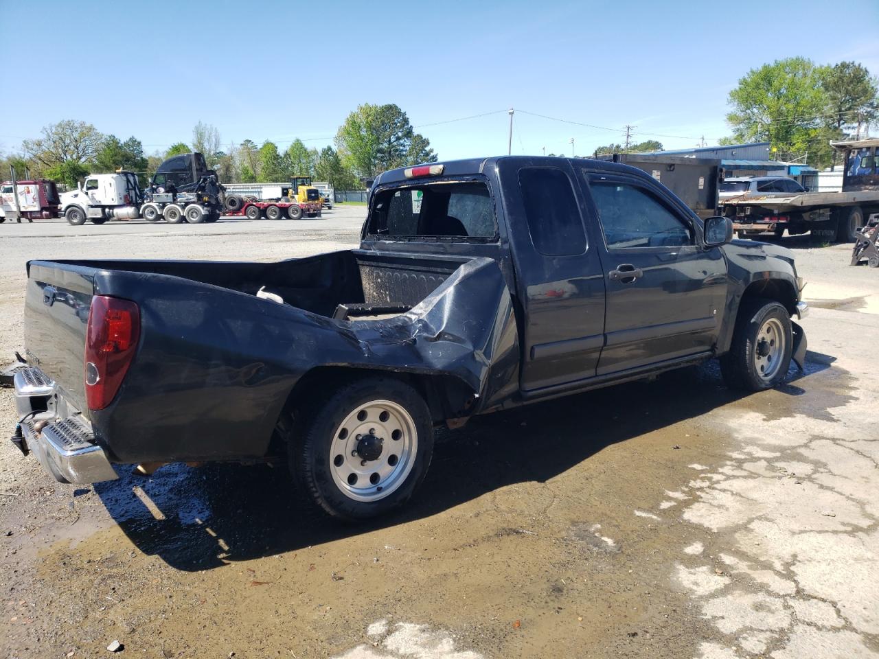 Photo 2 VIN: 1GCCS199288154673 - CHEVROLET COLORADO 