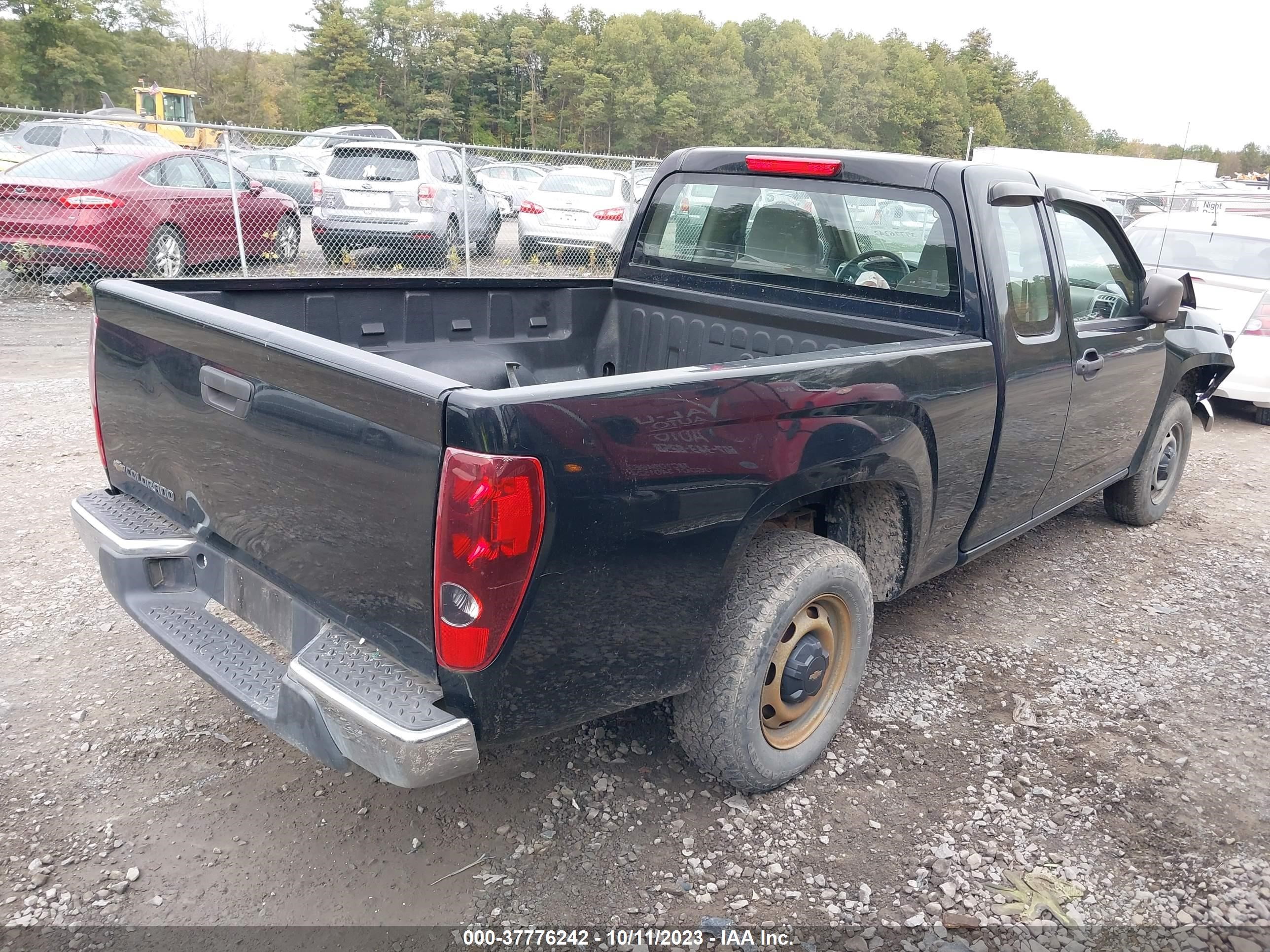 Photo 3 VIN: 1GCCS199488232077 - CHEVROLET COLORADO 