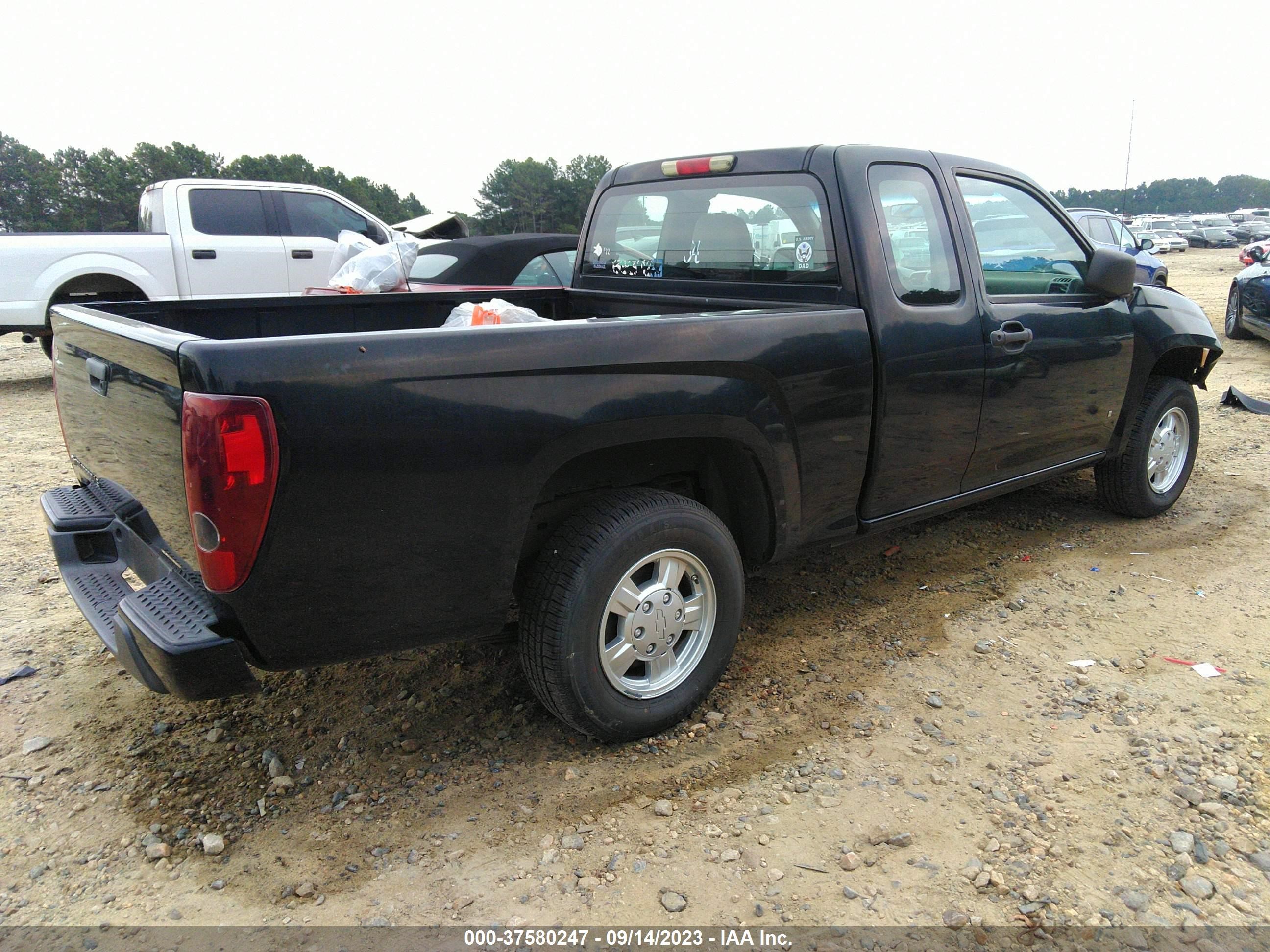 Photo 3 VIN: 1GCCS199778122395 - CHEVROLET COLORADO 