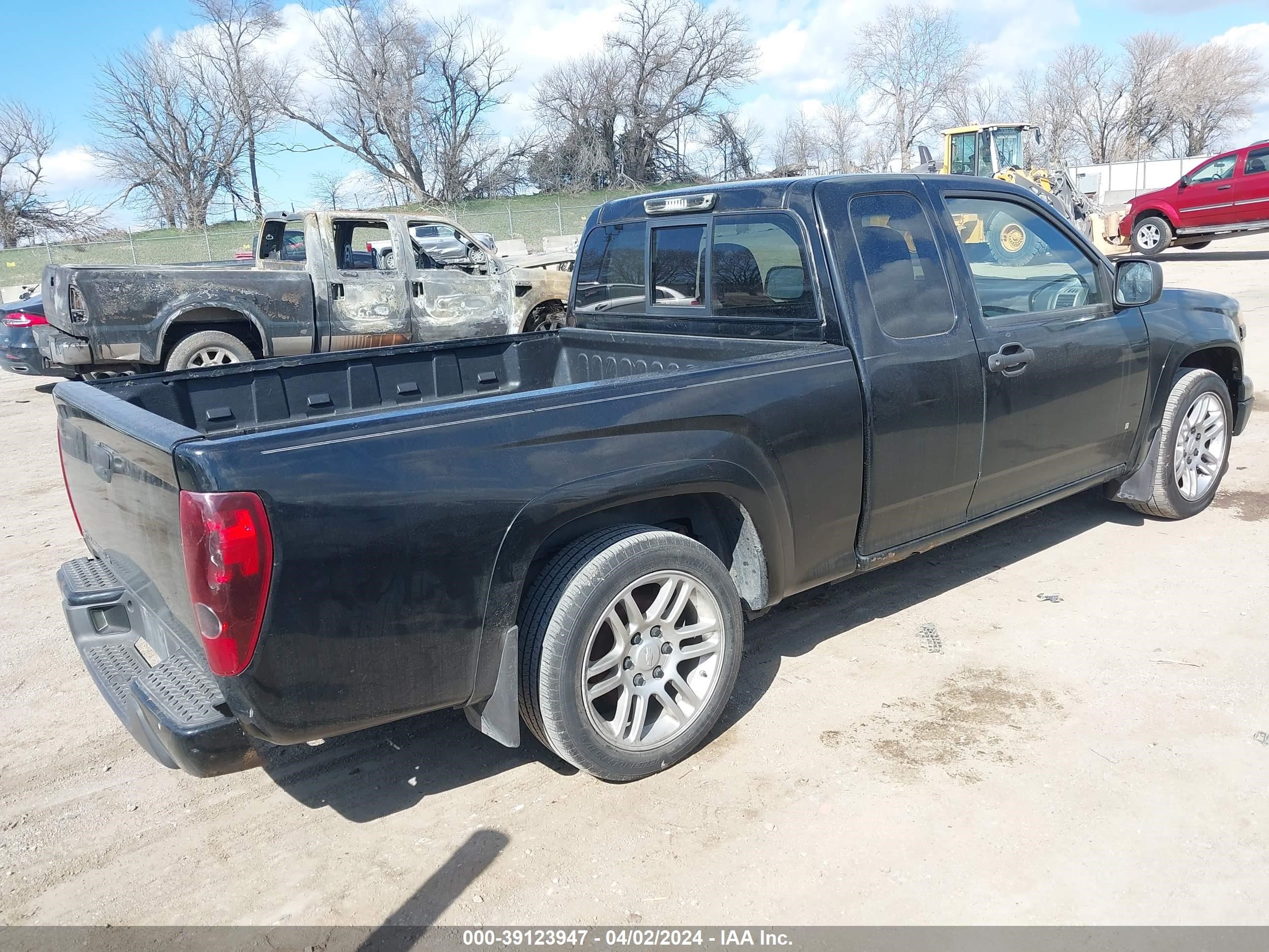 Photo 3 VIN: 1GCCS19EX78125773 - CHEVROLET COLORADO 