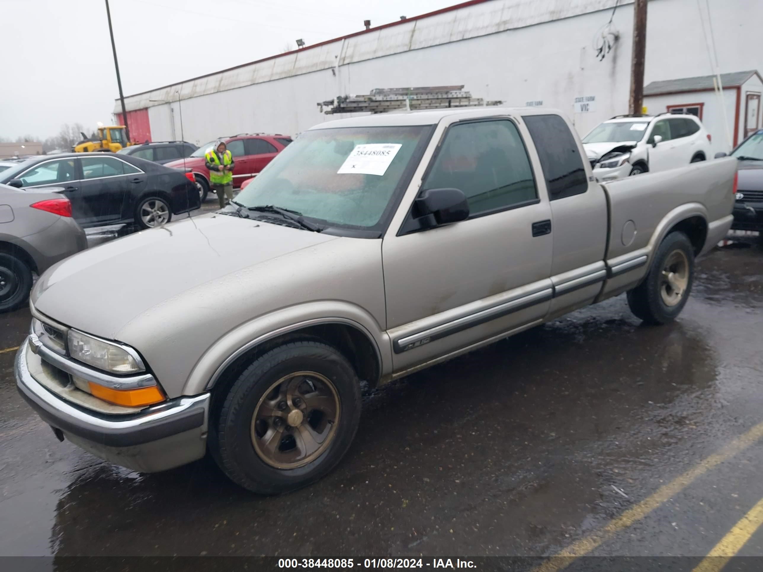 Photo 1 VIN: 1GCCS19W3YK144419 - CHEVROLET S-10 PICKUP 