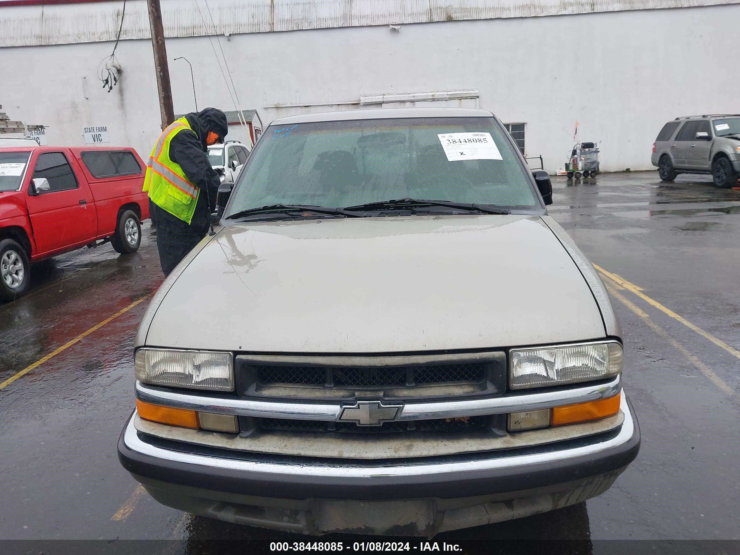 Photo 12 VIN: 1GCCS19W3YK144419 - CHEVROLET S-10 PICKUP 