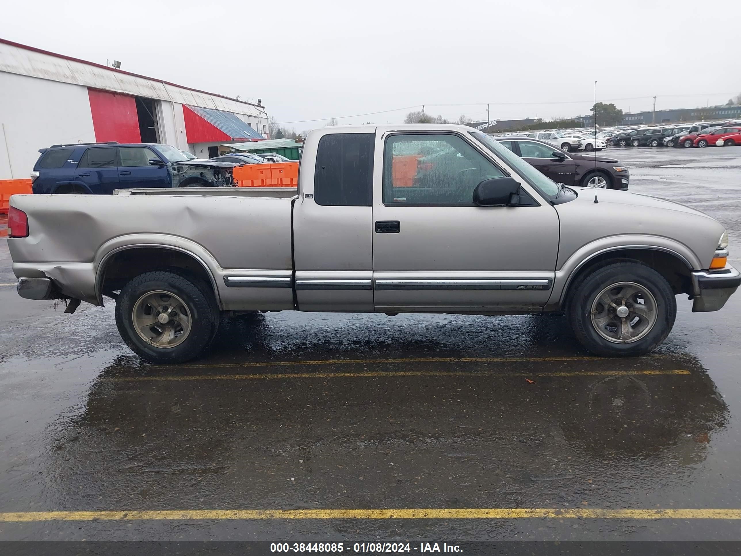 Photo 13 VIN: 1GCCS19W3YK144419 - CHEVROLET S-10 PICKUP 