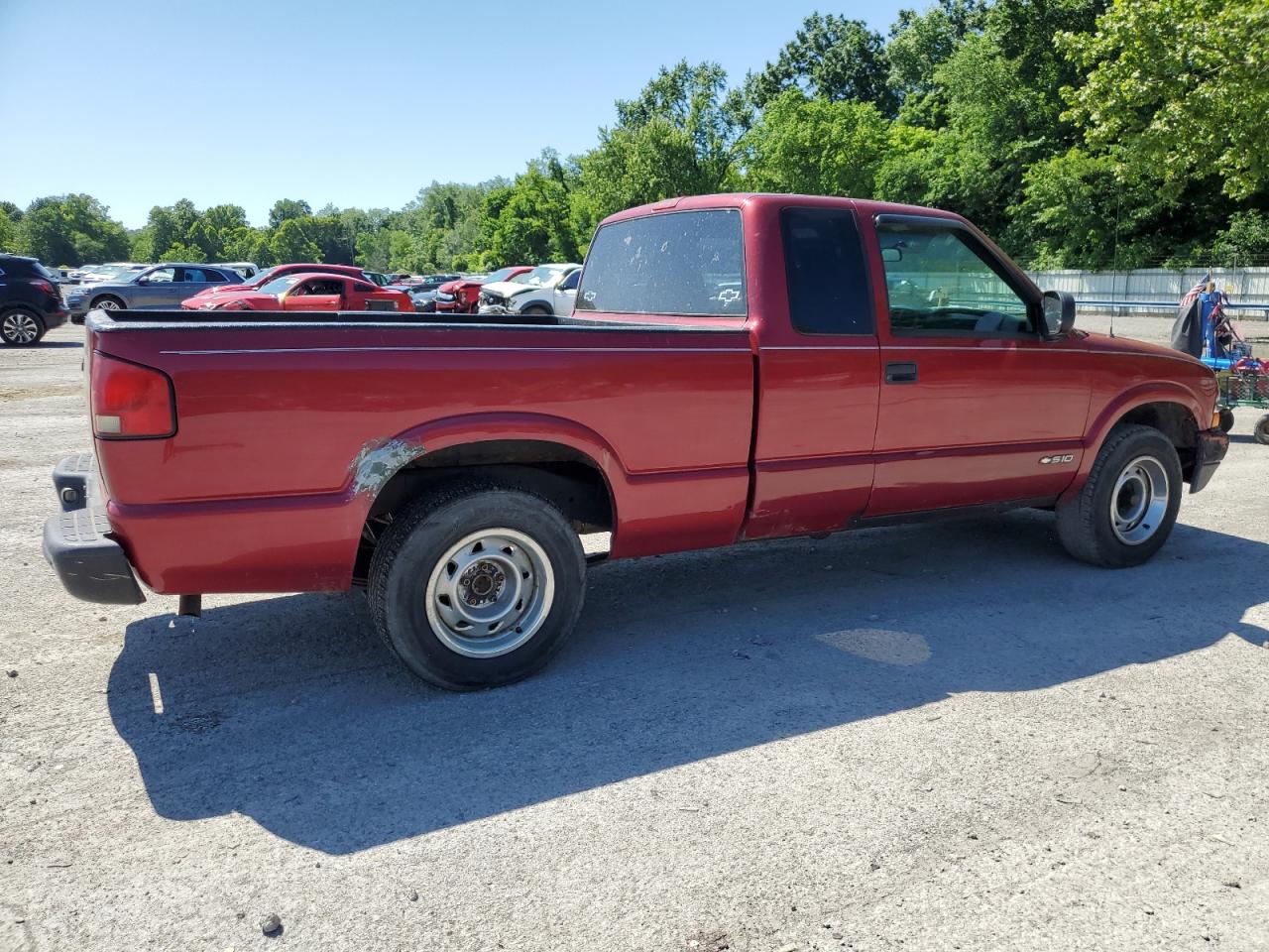 Photo 2 VIN: 1GCCS19W828114143 - CHEVROLET S-10 PICKUP 