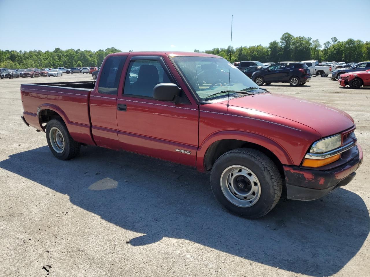 Photo 3 VIN: 1GCCS19W828114143 - CHEVROLET S-10 PICKUP 