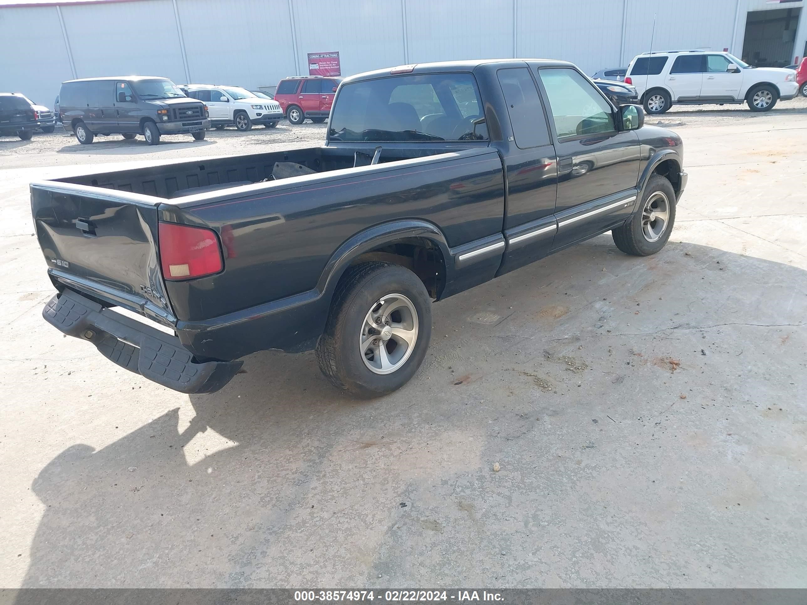 Photo 3 VIN: 1GCCS19W91K122964 - CHEVROLET S-10 PICKUP 