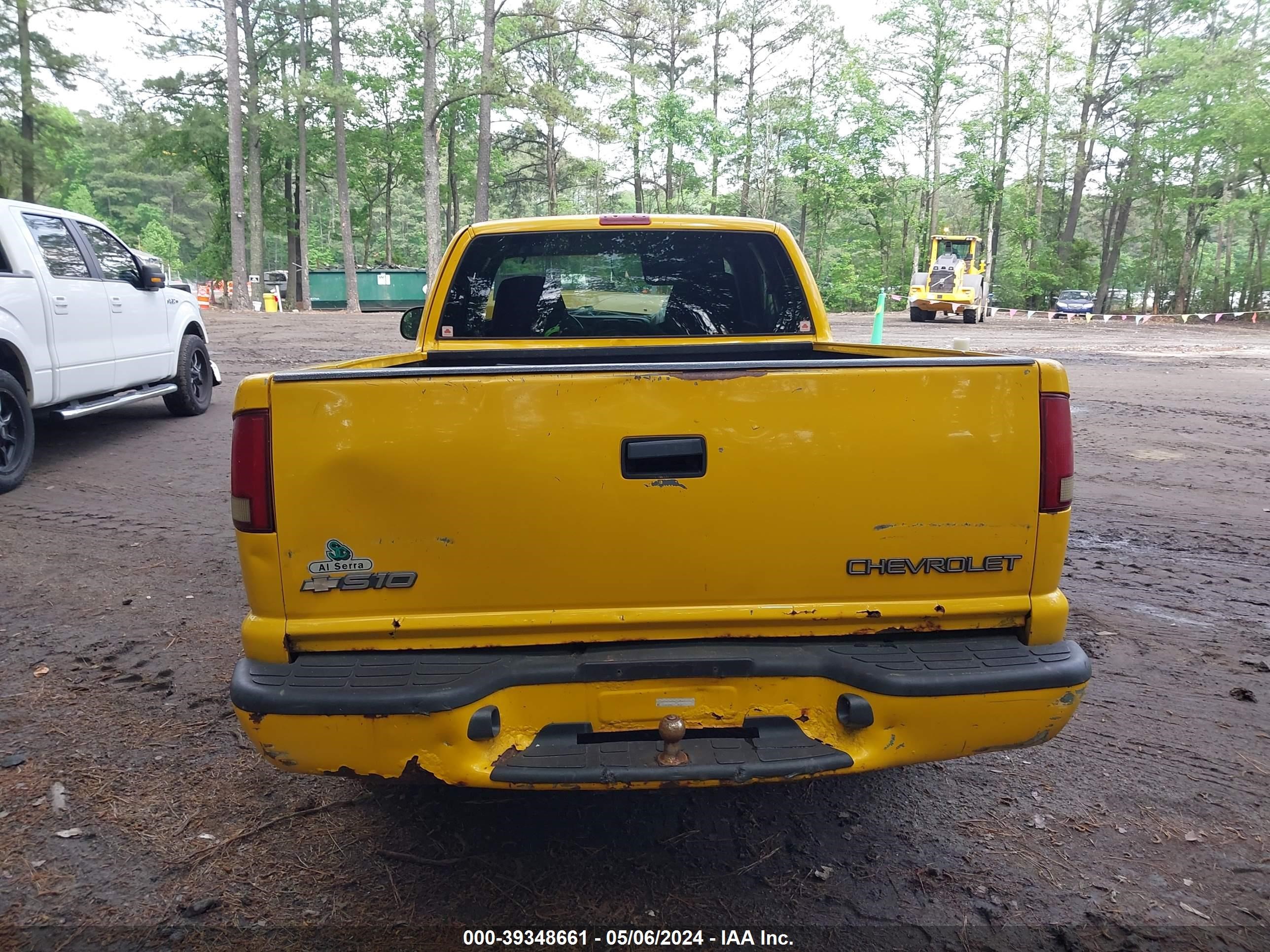 Photo 15 VIN: 1GCCS19X038179871 - CHEVROLET S-10 PICKUP 