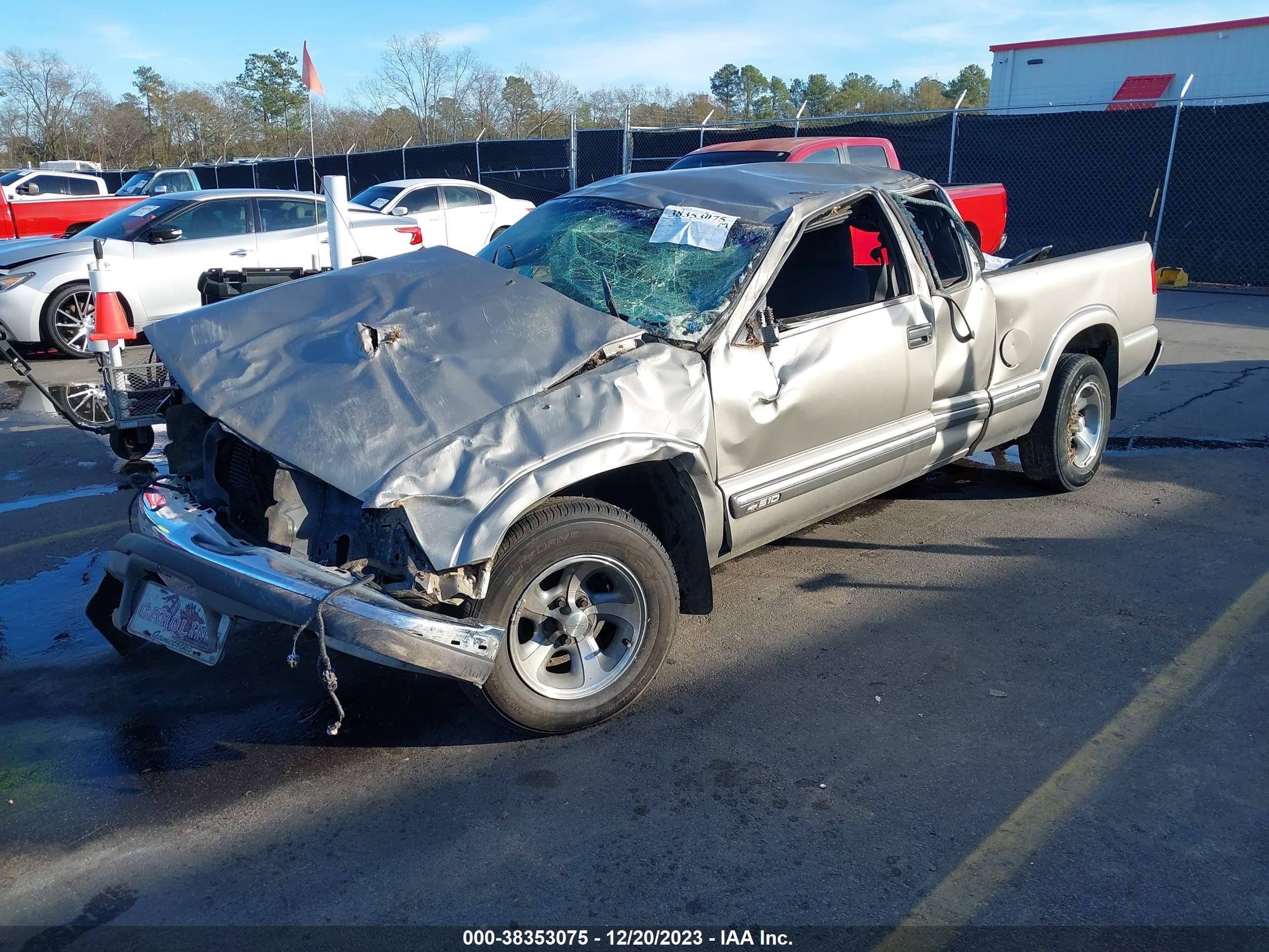 Photo 1 VIN: 1GCCS19X138270180 - CHEVROLET S-10 PICKUP 