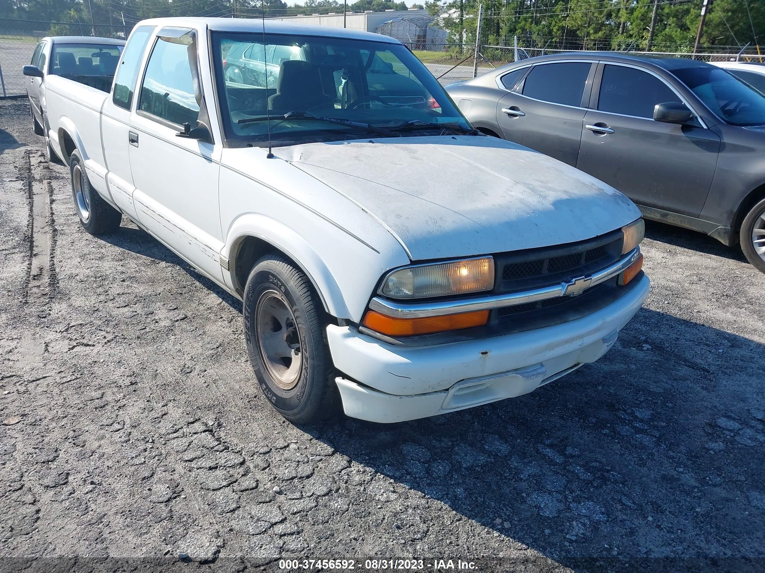 Photo 0 VIN: 1GCCS19X1W8122146 - CHEVROLET S-10 PICKUP 