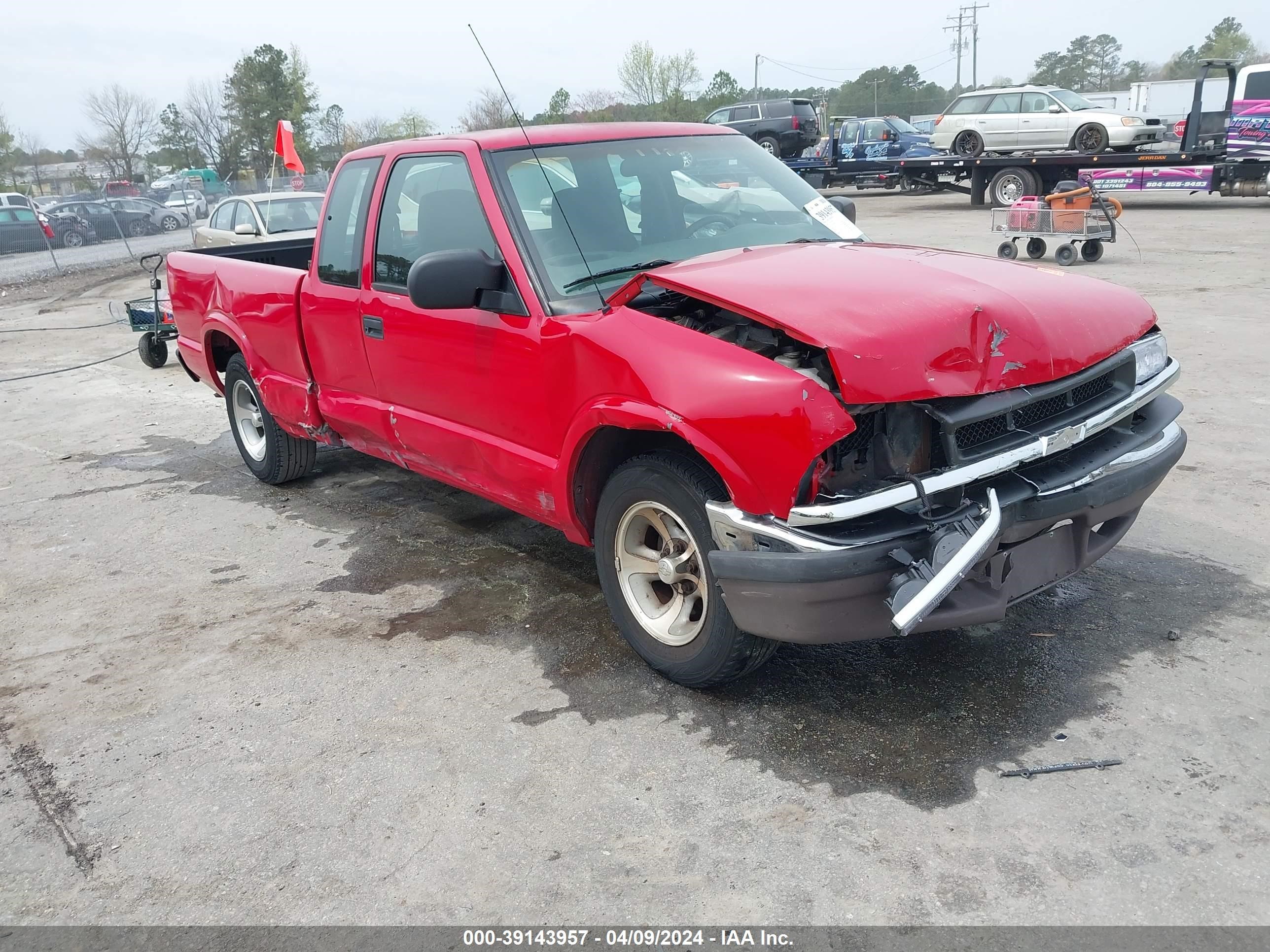 Photo 0 VIN: 1GCCS19X438290326 - CHEVROLET S-10 PICKUP 