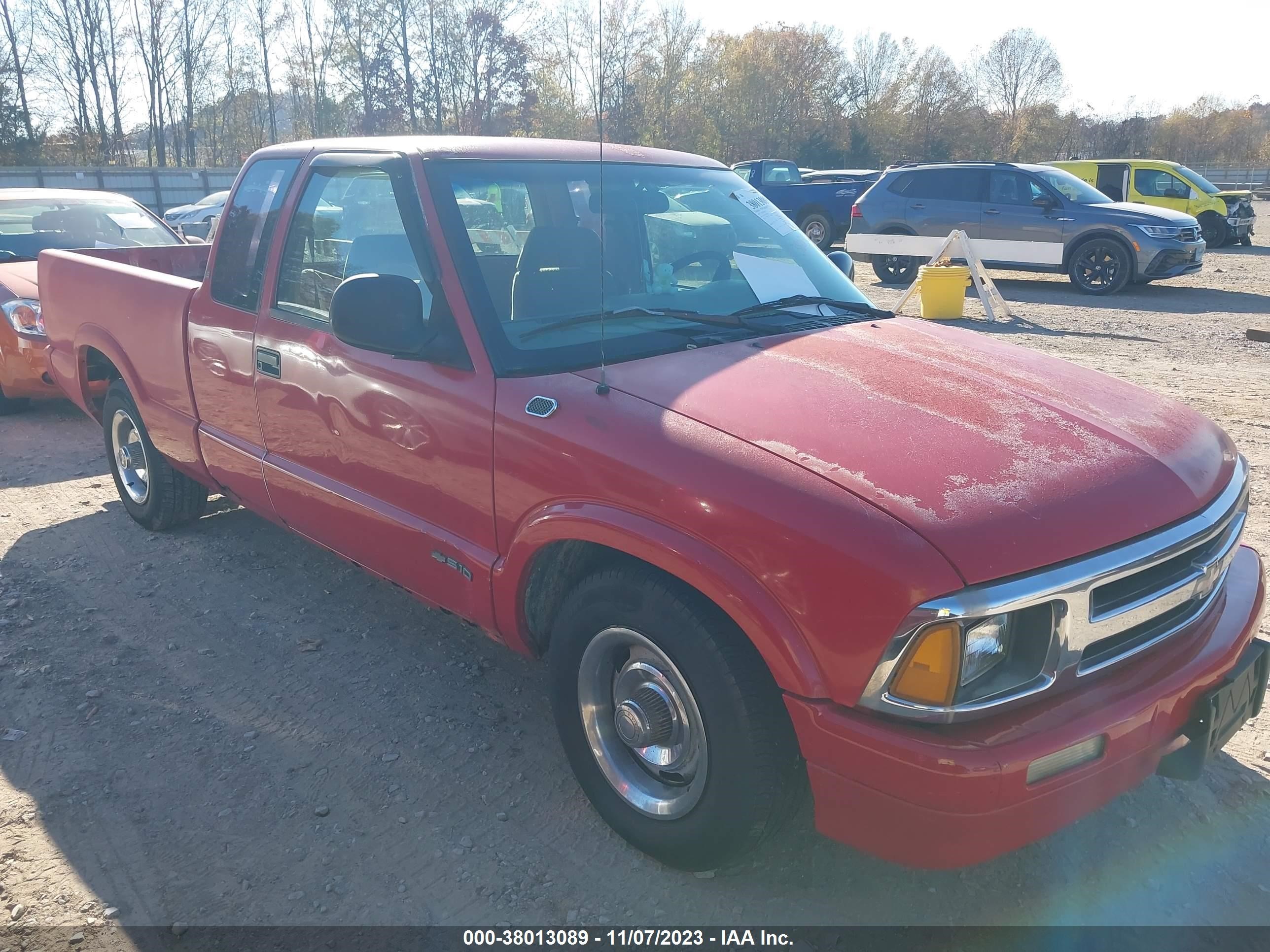 Photo 0 VIN: 1GCCS19XXV8129059 - CHEVROLET S-10 PICKUP 