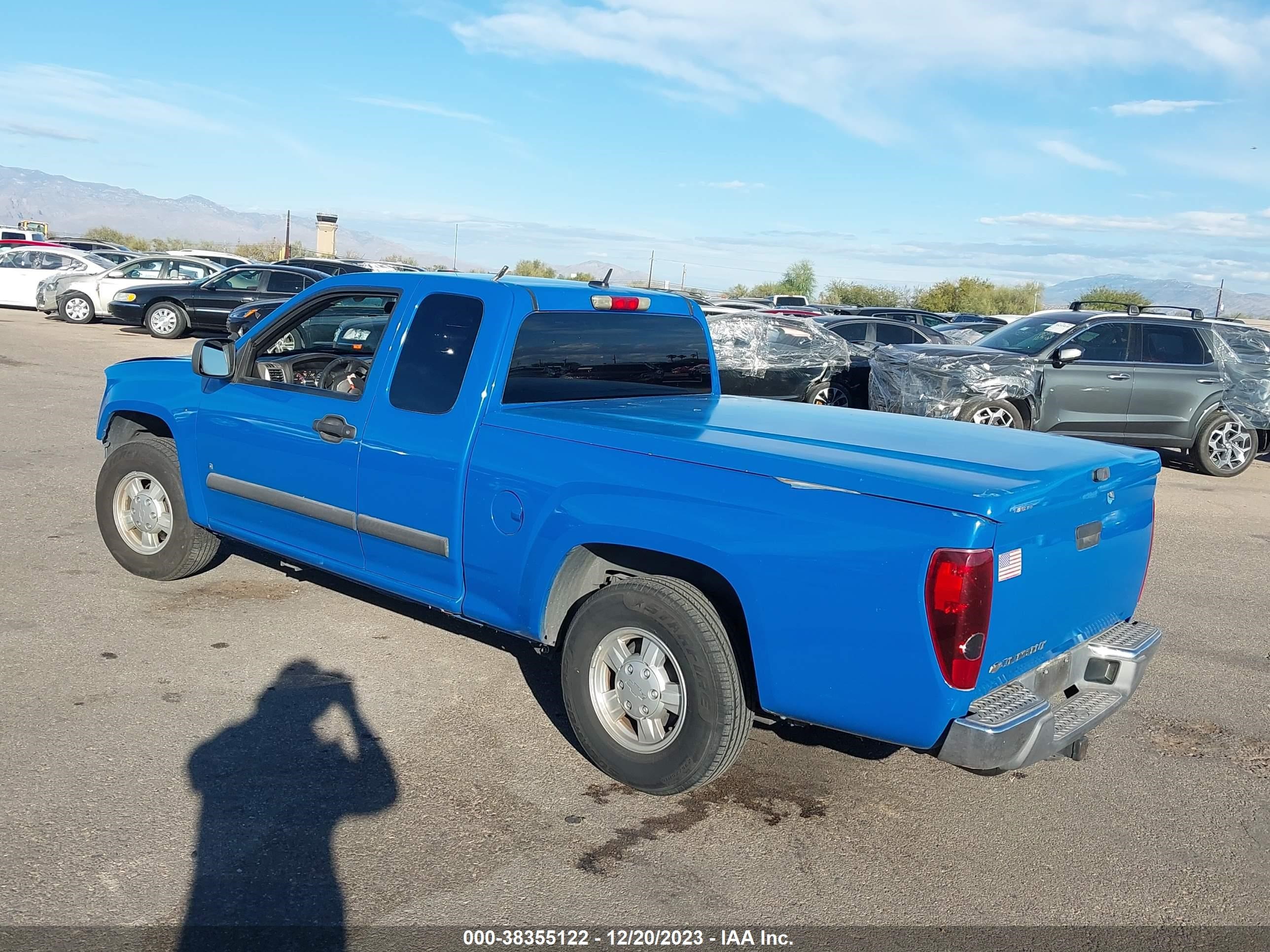 Photo 2 VIN: 1GCCS39E988216241 - CHEVROLET COLORADO 