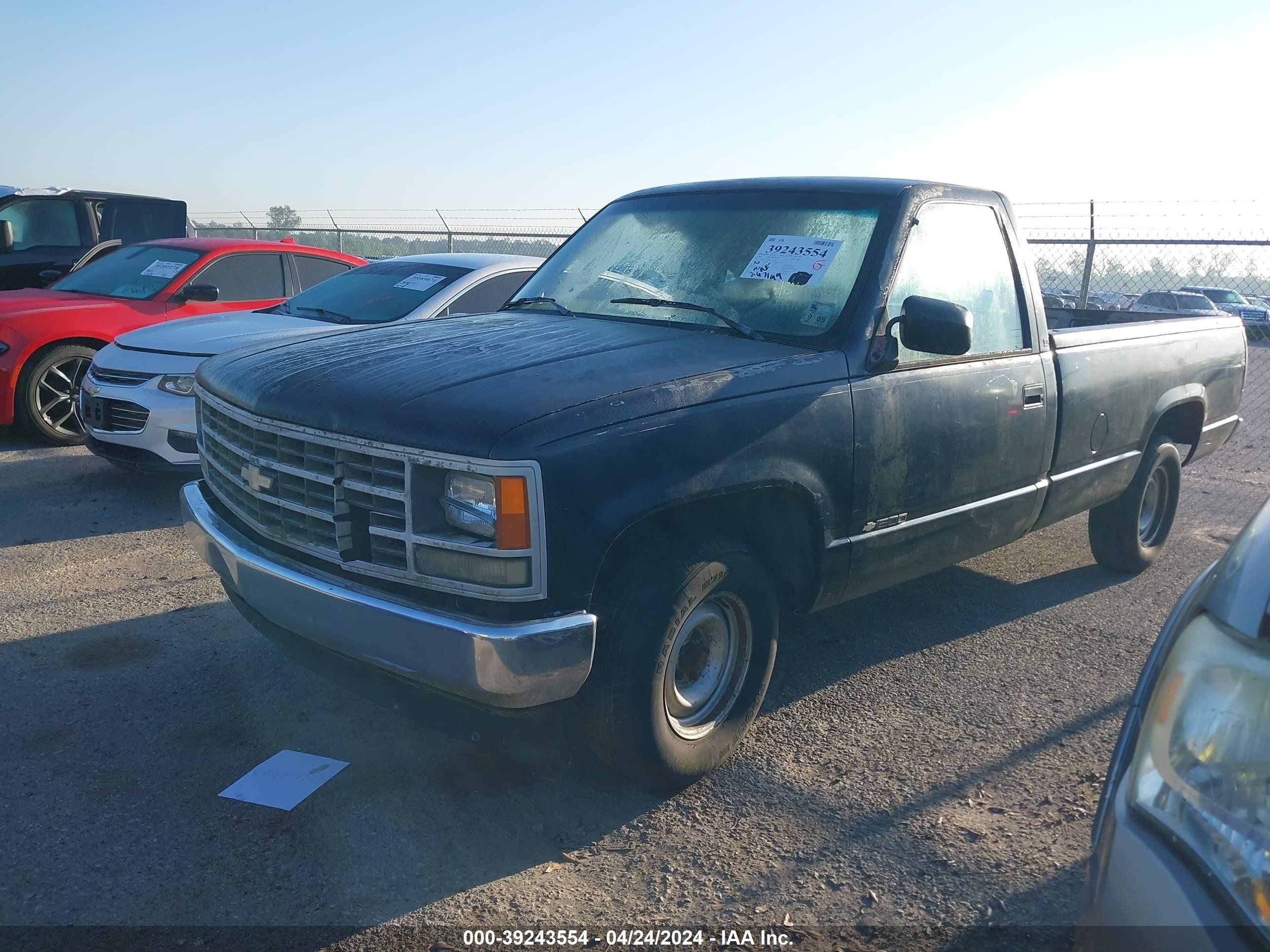 Photo 1 VIN: 1GCDC14HXKZ167530 - CHEVROLET GMT-400 