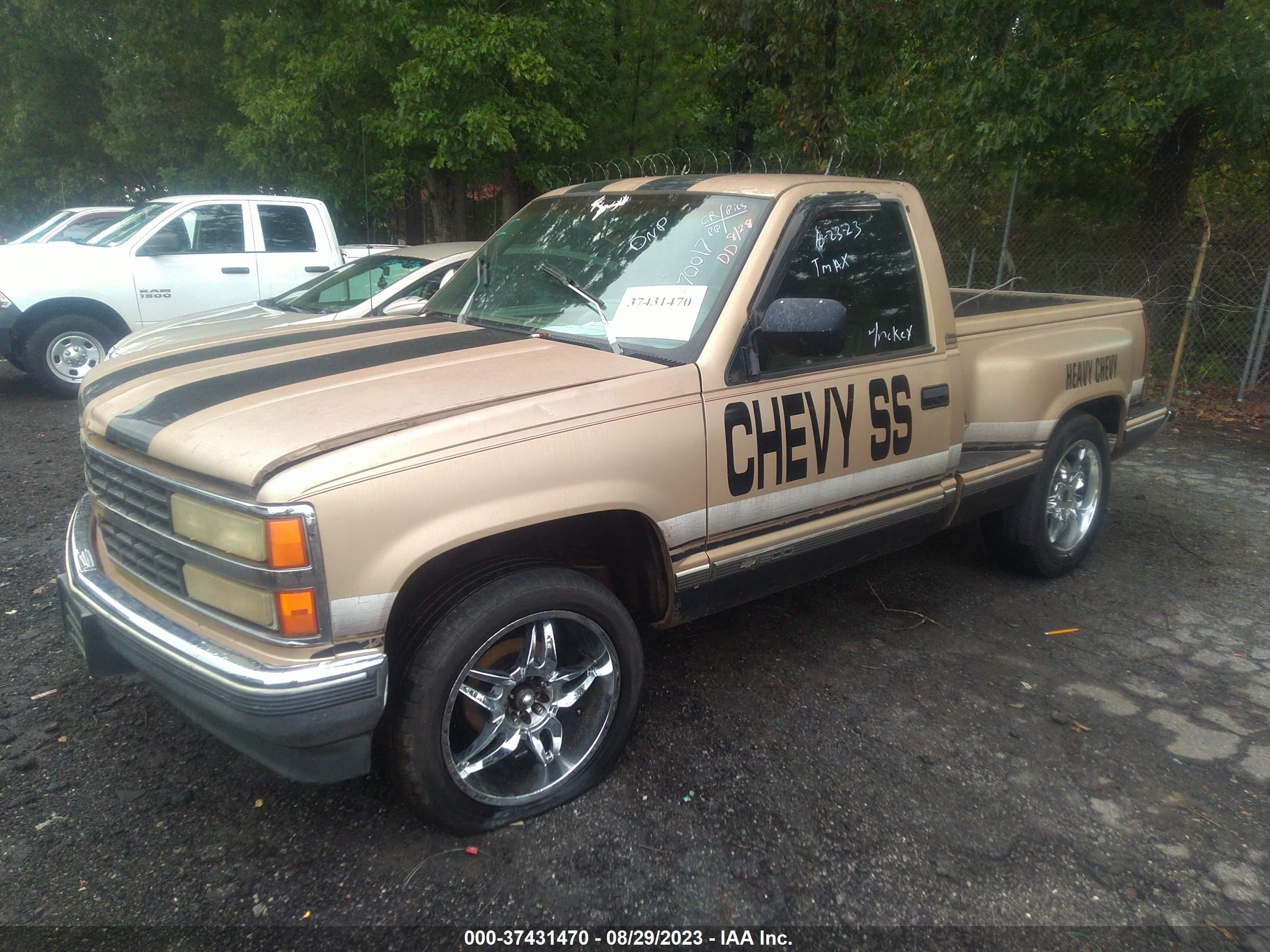 Photo 1 VIN: 1GCDC14K9PZ170017 - CHEVROLET GMT-400 