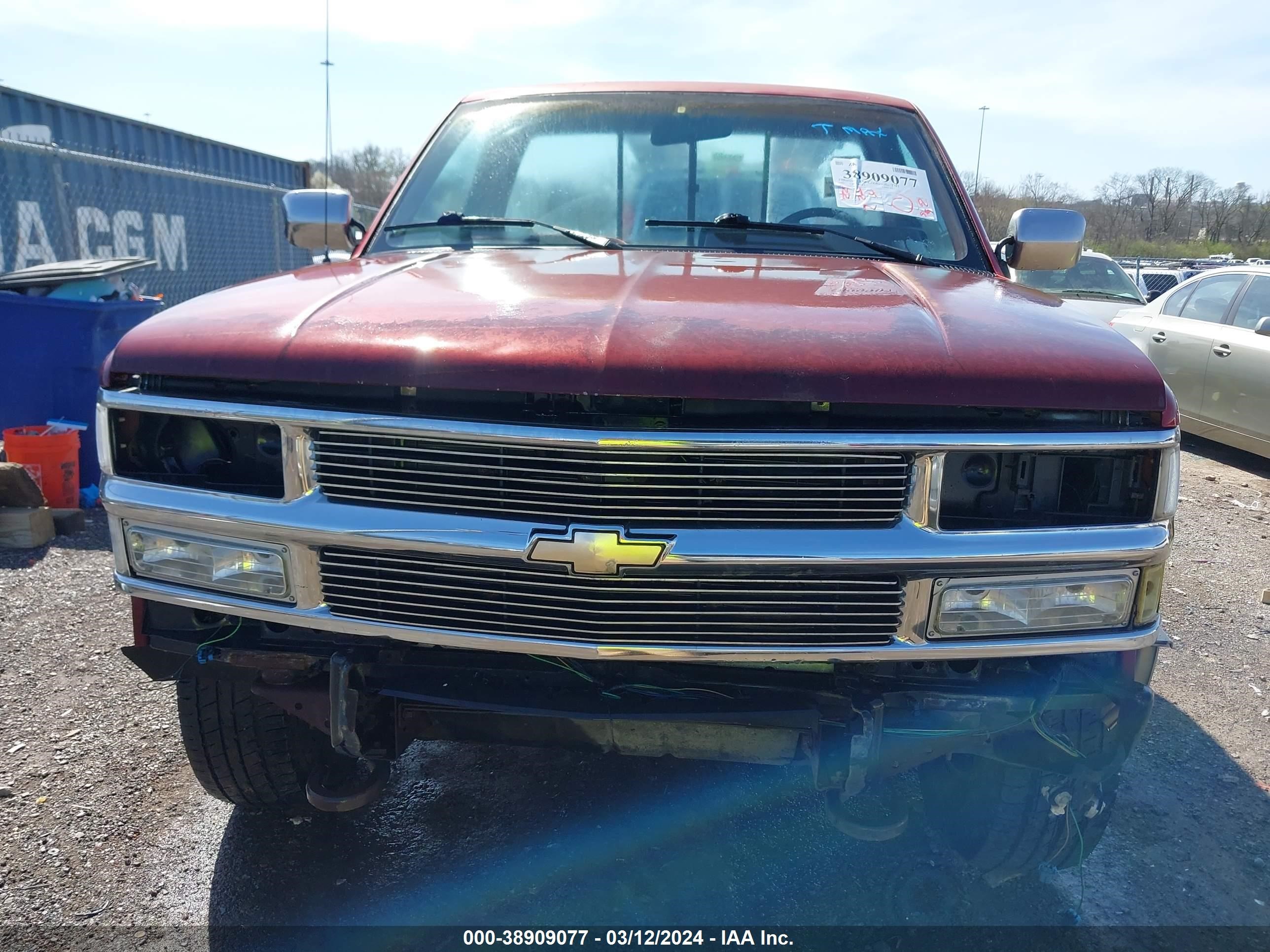 Photo 5 VIN: 1GCDK14K2LZ156389 - CHEVROLET GMT-400 