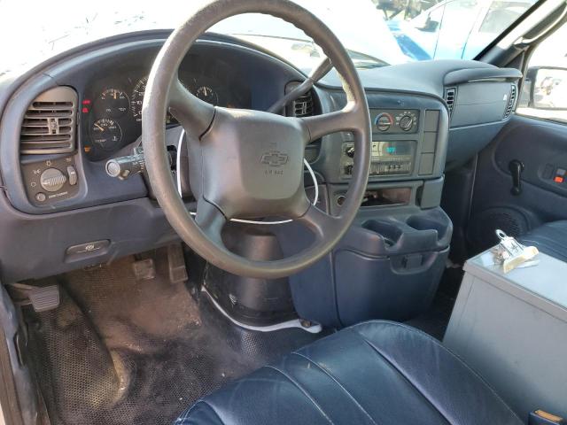 Photo 7 VIN: 1GCDL19W1YB103241 - CHEVROLET ASTRO 