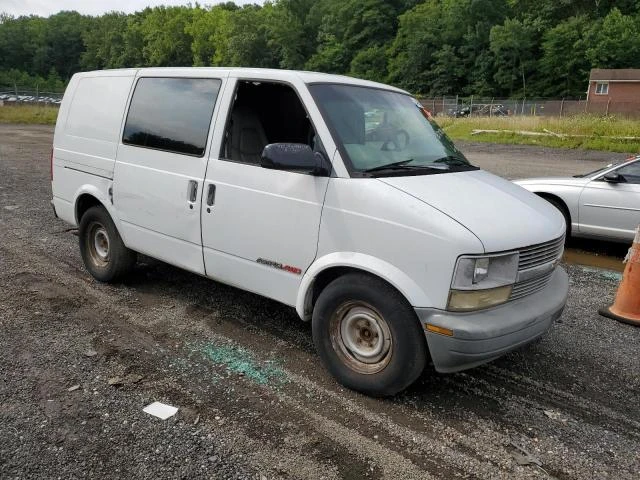 Photo 3 VIN: 1GCDL19W6XB174840 - CHEVROLET ASTRO 